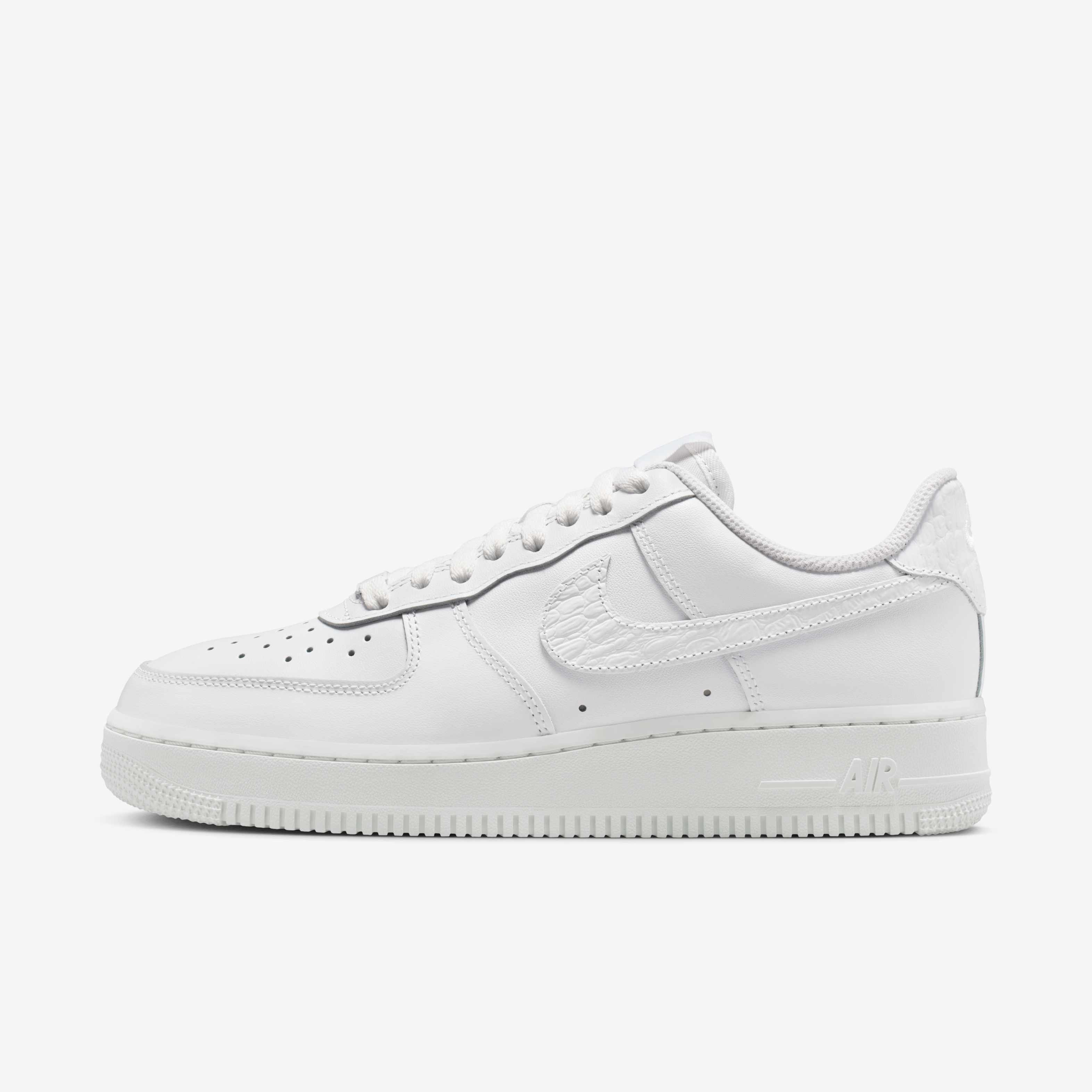 Nike Air Force 1 '07 SE image number 0