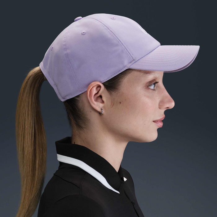 Nike Dri-FIT ADV Club image number 1 Nike Dri-FIT ADV Club image number 1