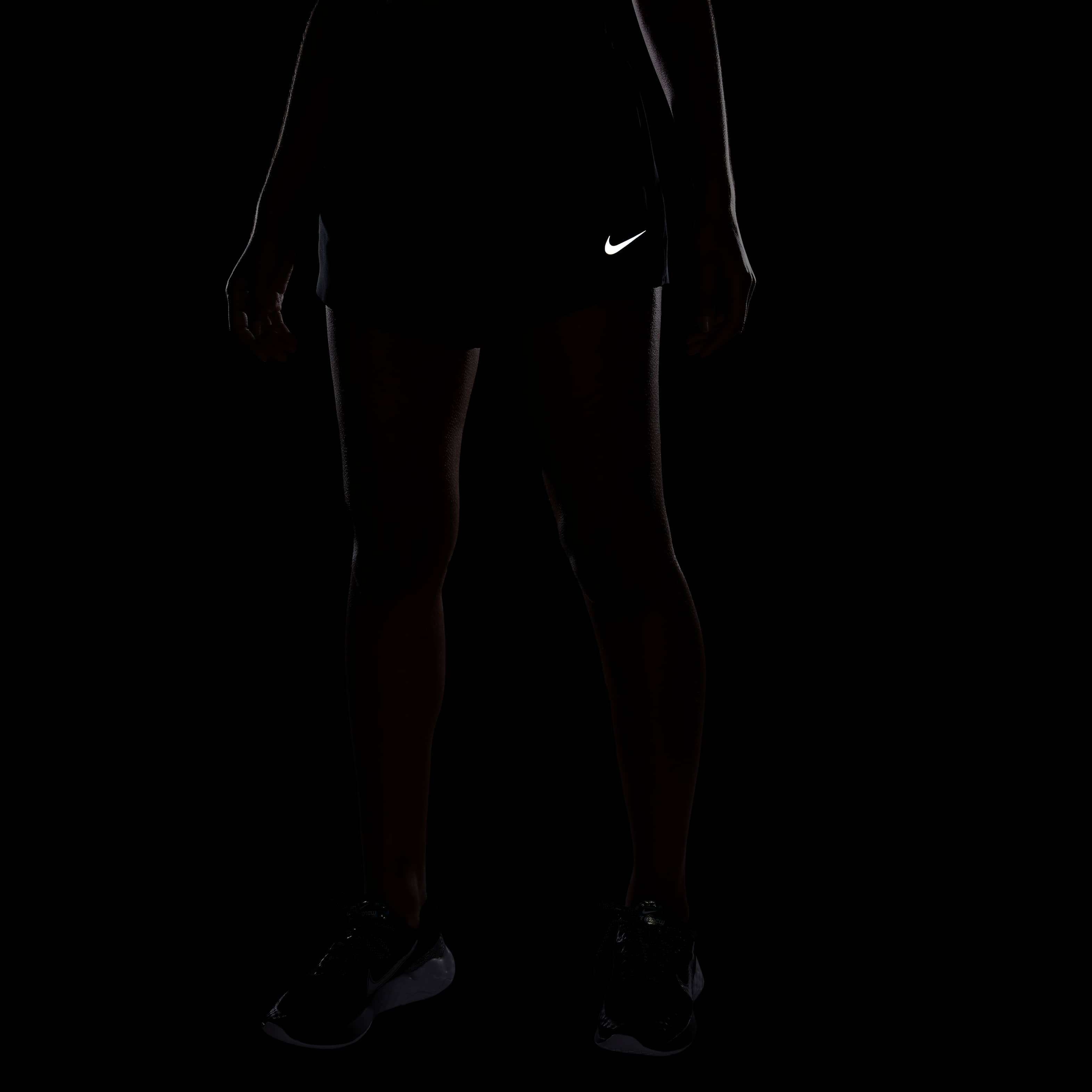 Nike Dri-FIT Running Division image number 5