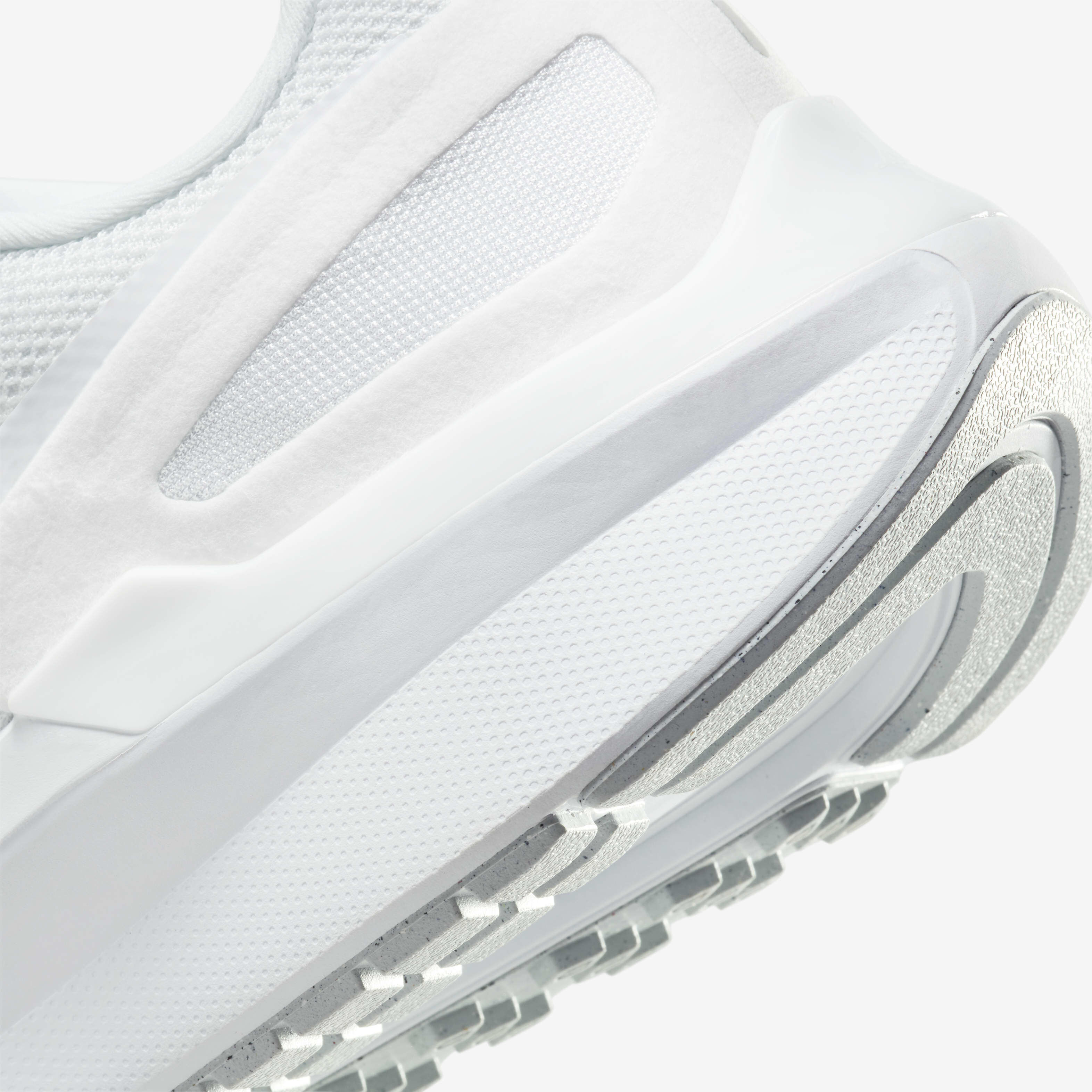 Nike Structure 25 image number 8