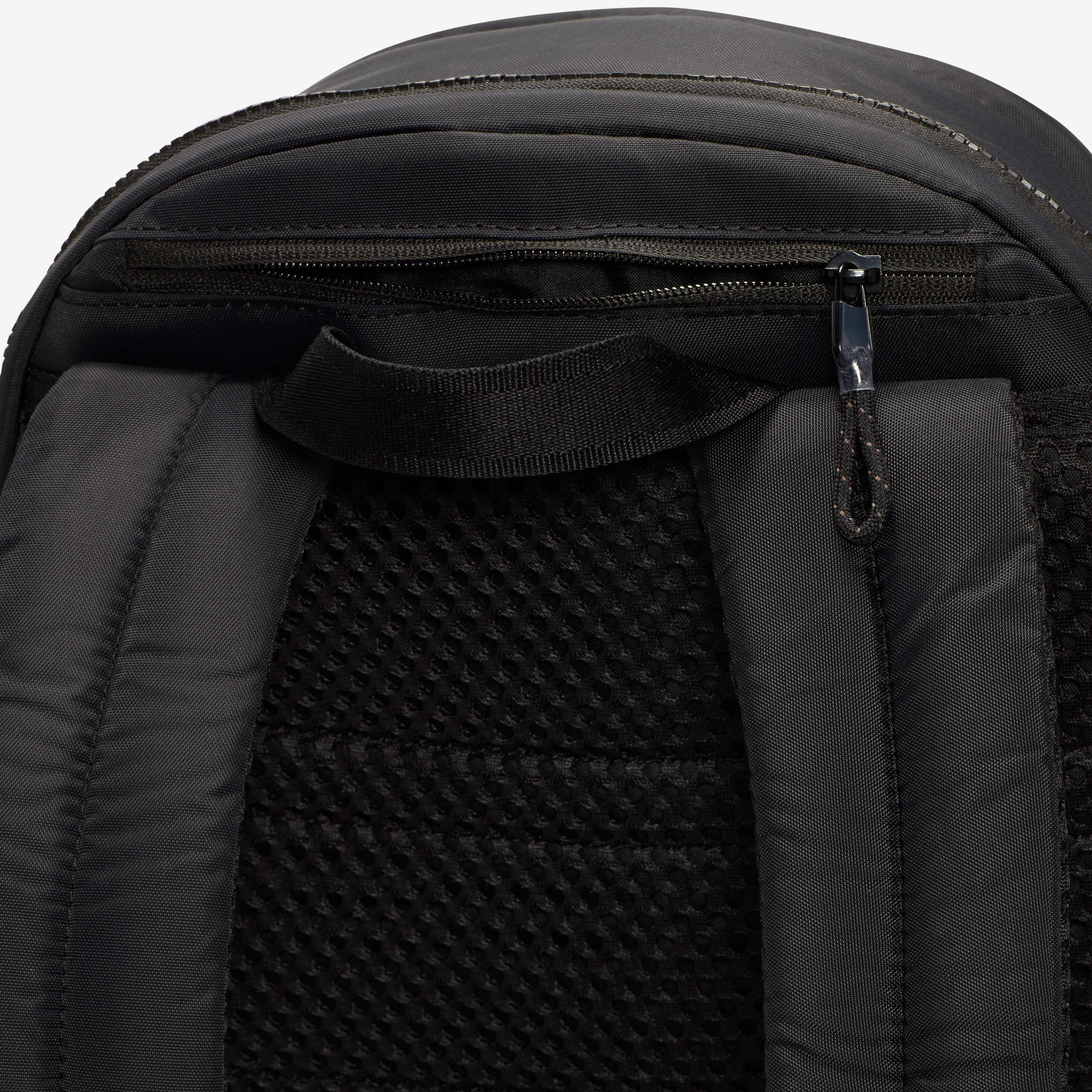 Nike Sportswear Essentials image number 8