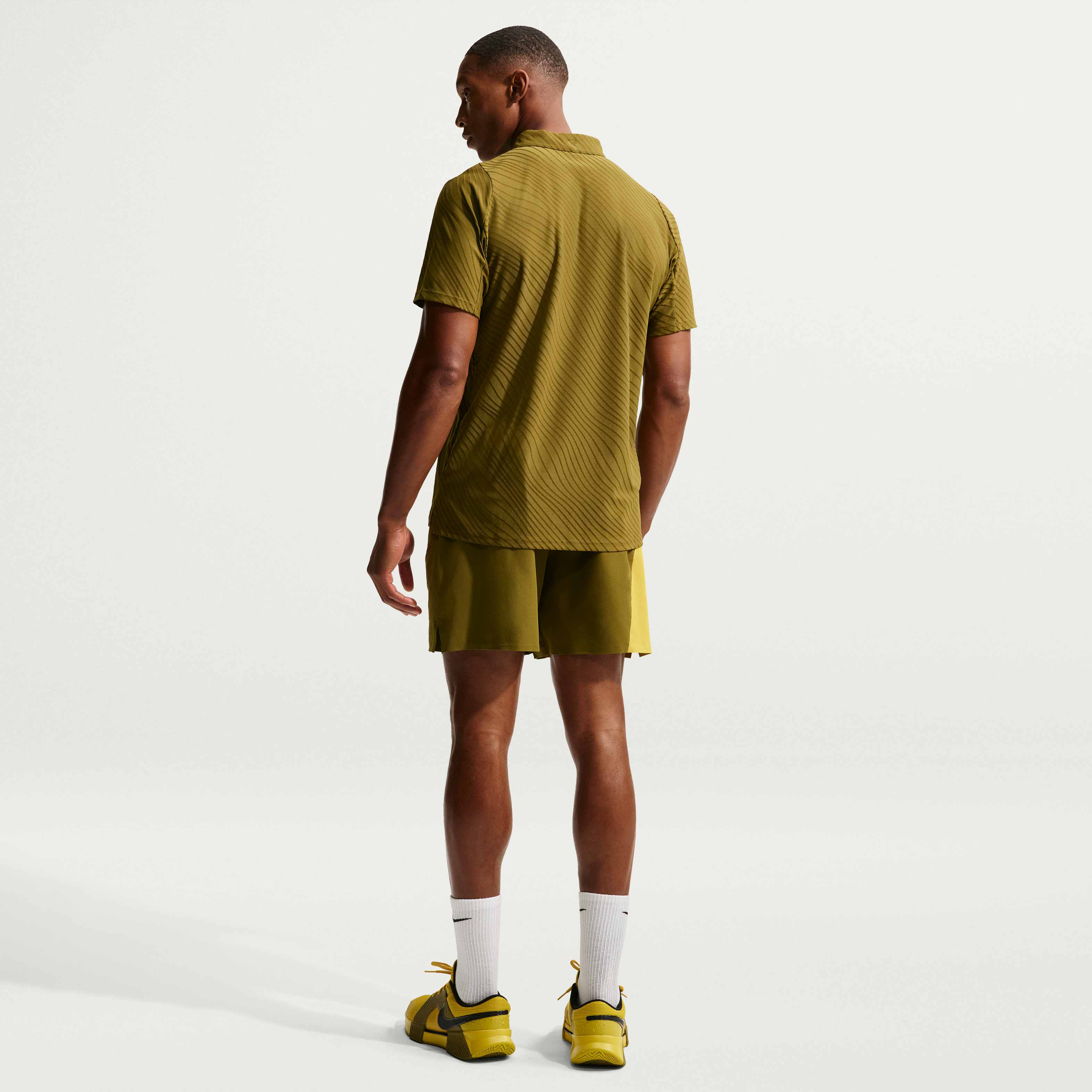 نايكي كورت سلام image number 4