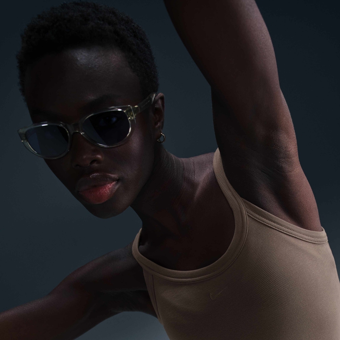 نايكي سبورتسوير تشيل نت image number 4 نايكي سبورتسوير تشيل نت image number 4