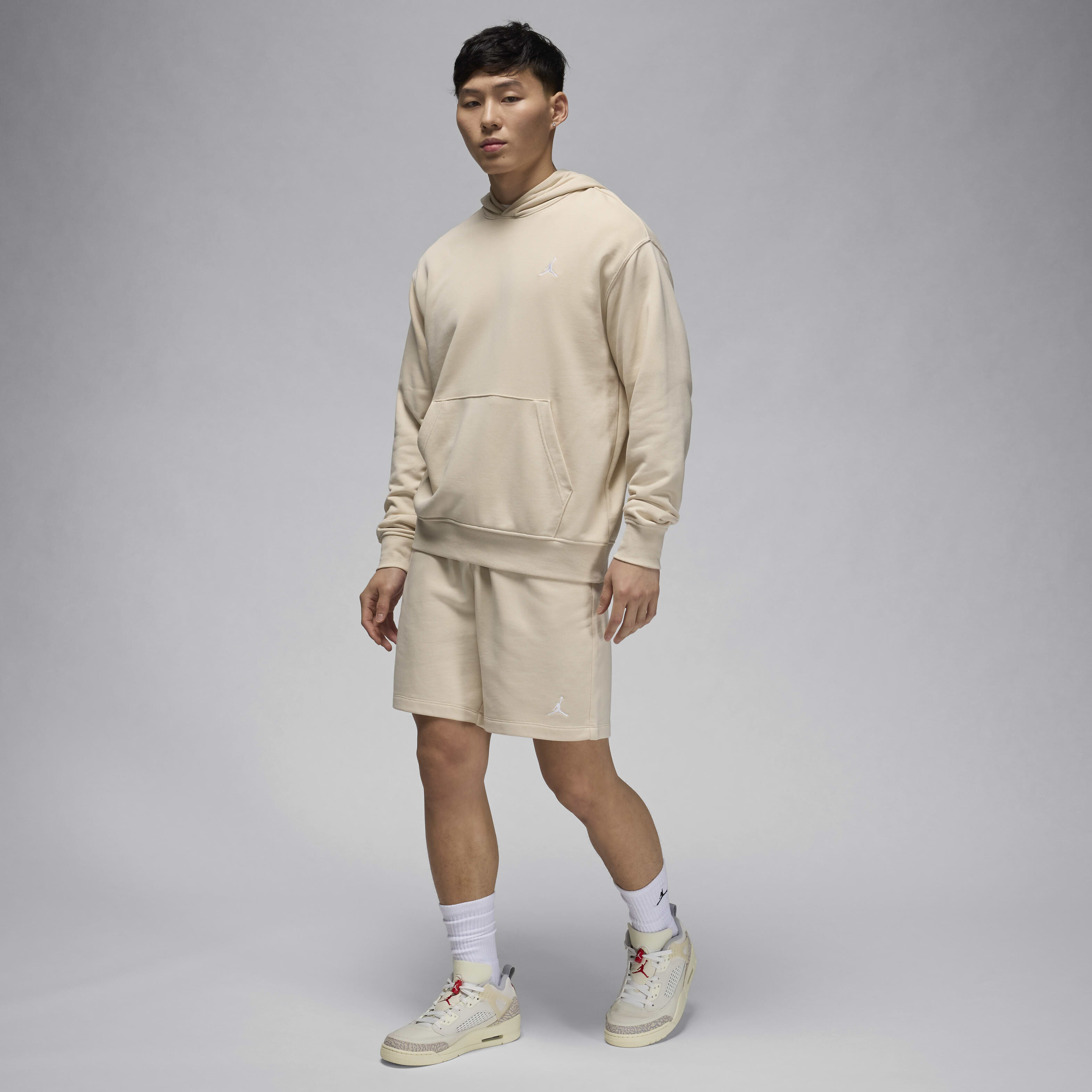 Jordan Essentials image number 5