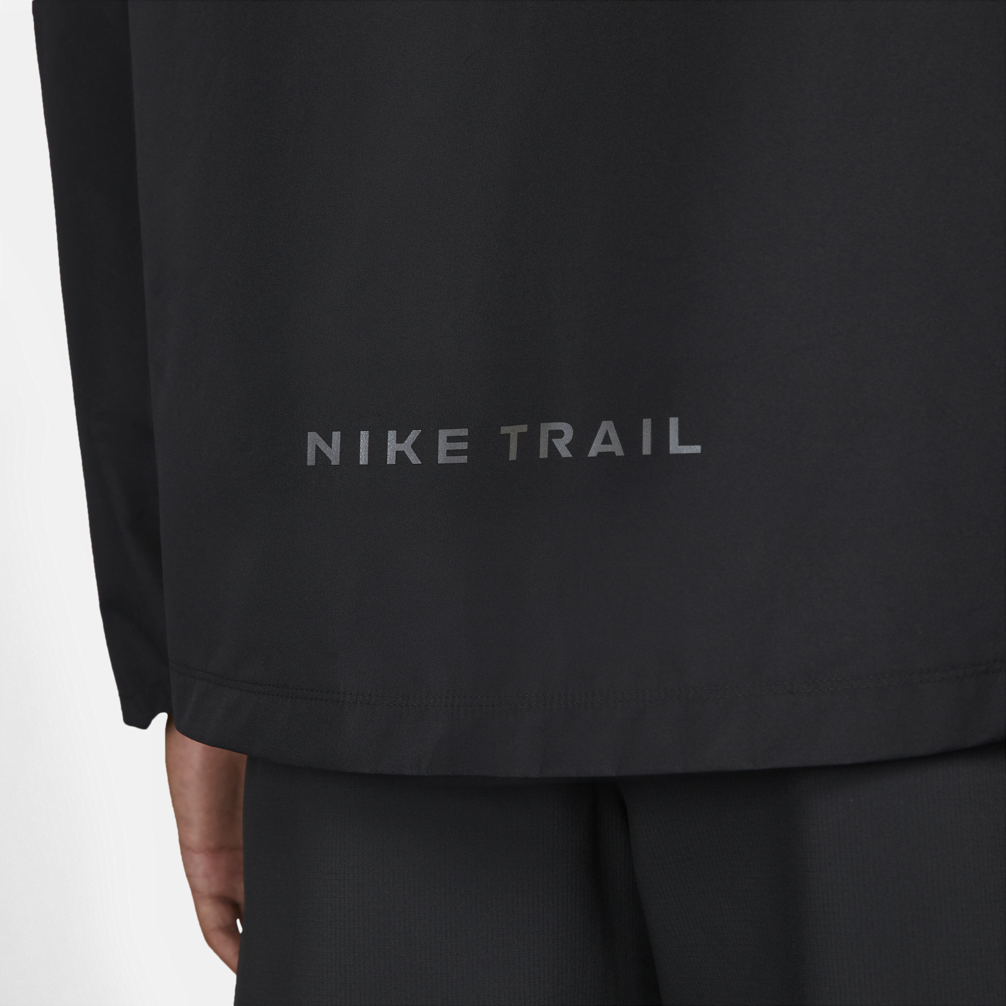 Nike aeroshield sales running jacket