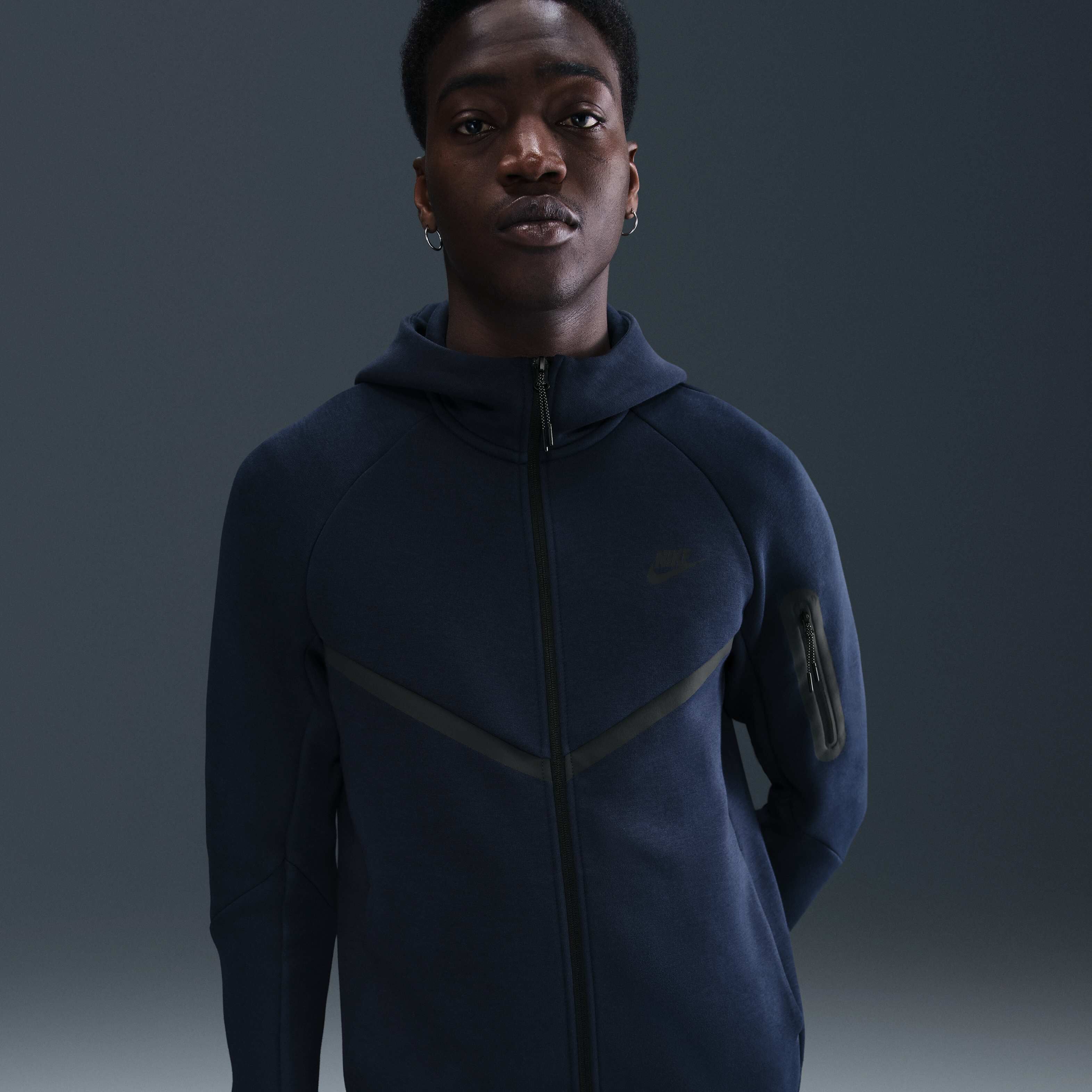 Nike Tech image number 0