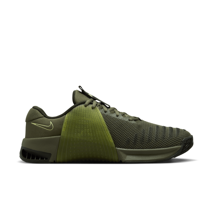 Olive green and sales black nike shoes