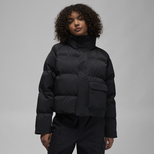 Nike female puffer jacket 2025
