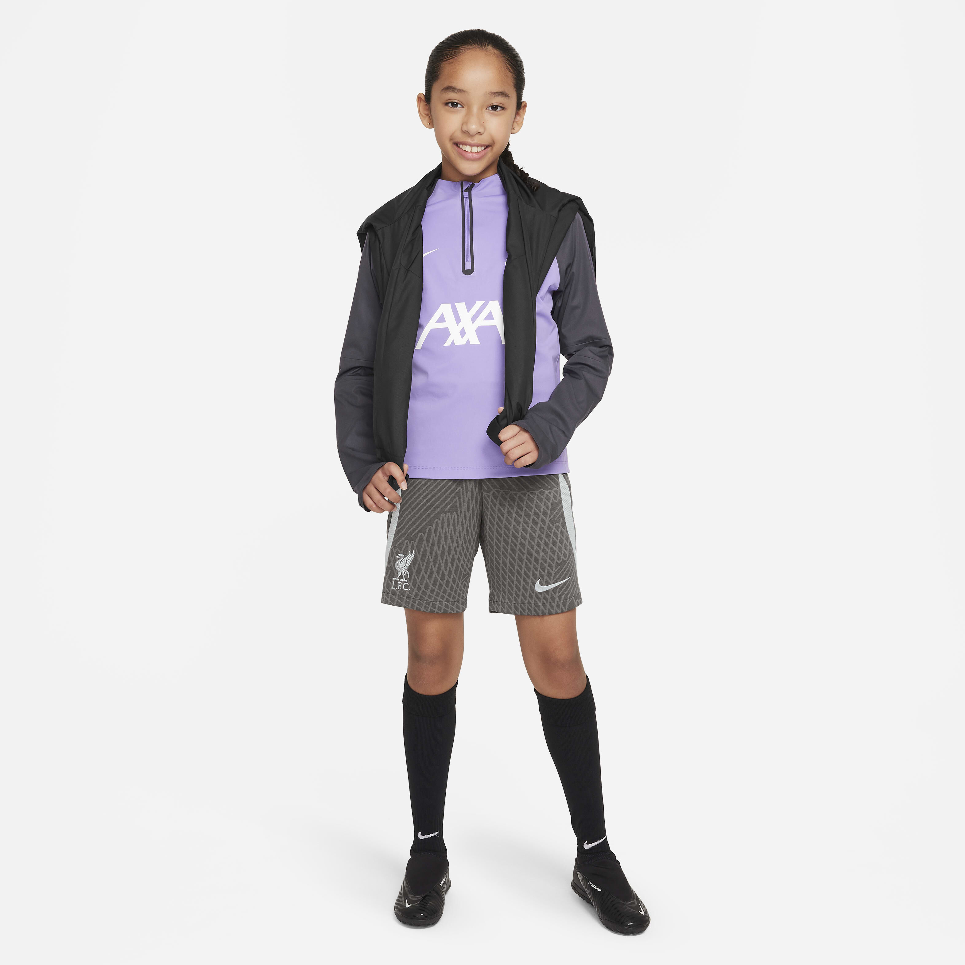 Liverpool F.C. Strike image number 6