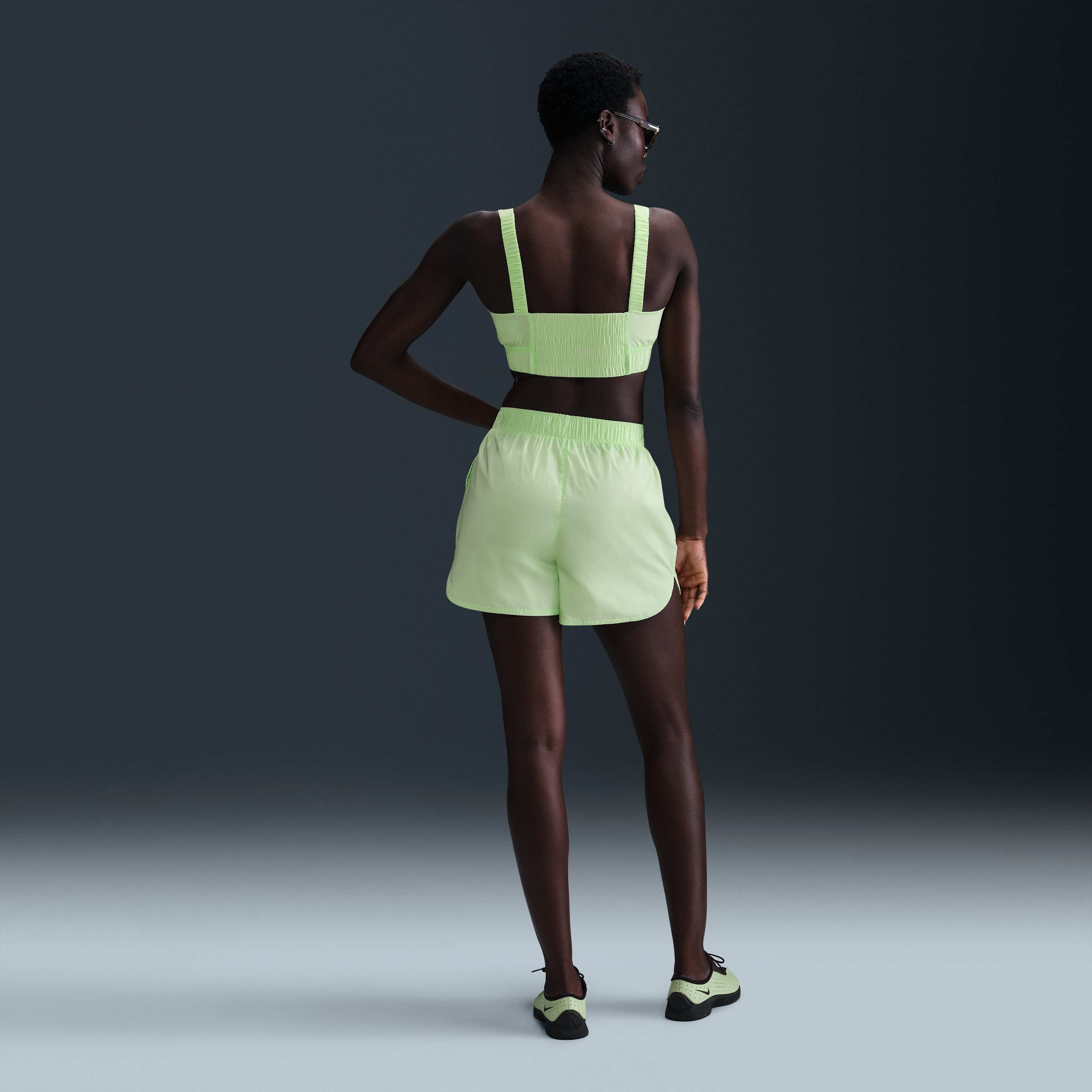 نايكي سبورتوسير تشيل بوبلين image number 3