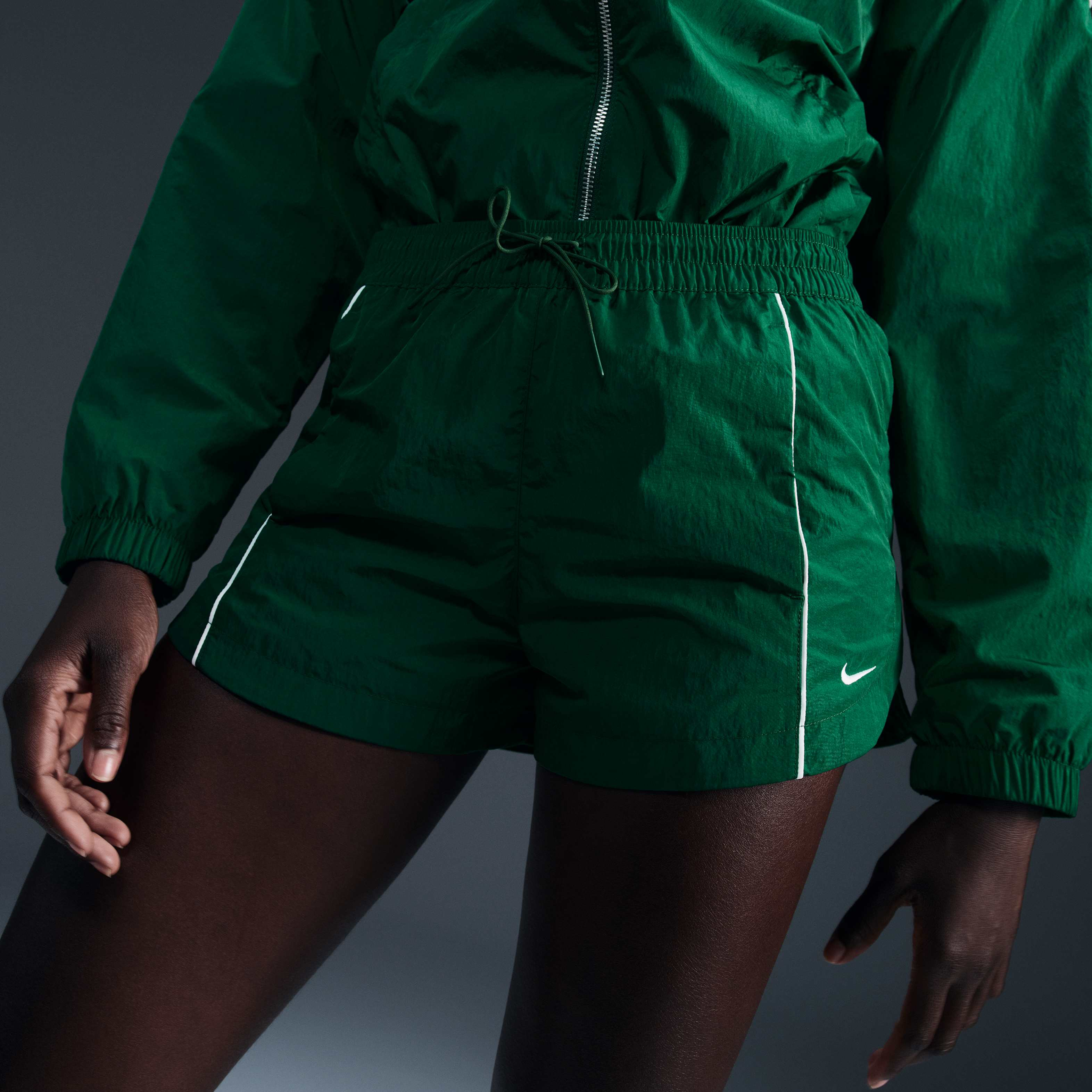 Nike Windrunner image number 1