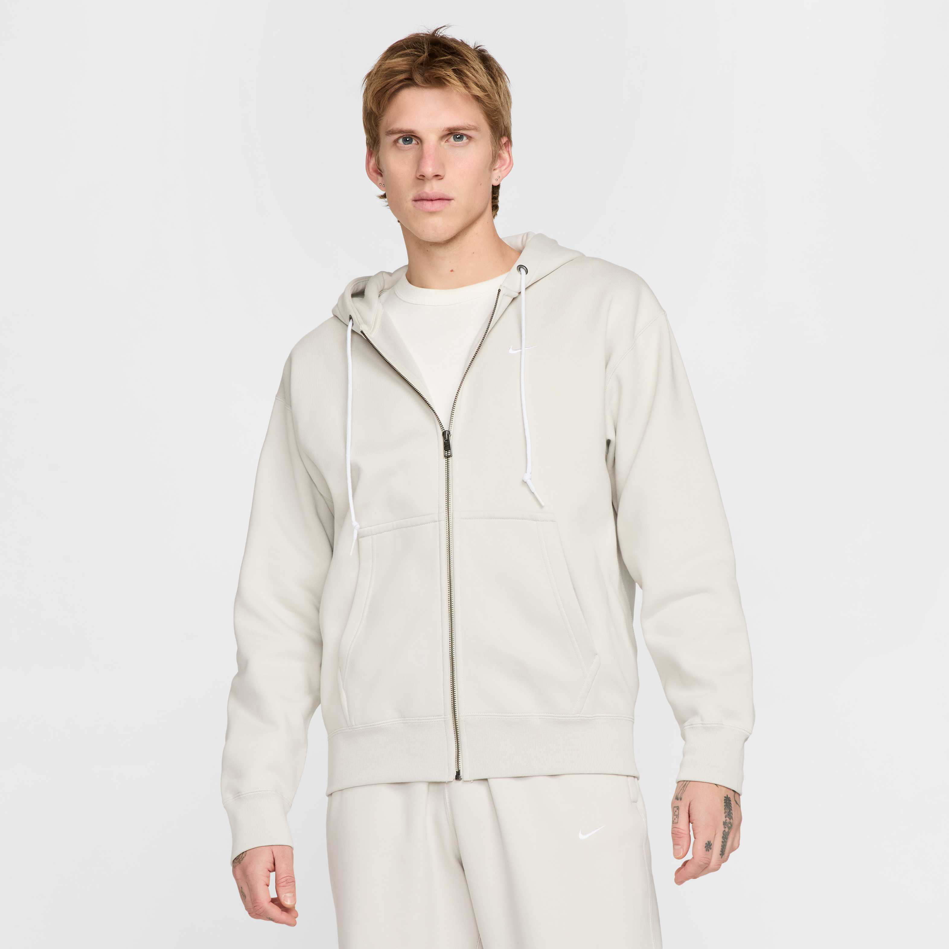 نايكي سولو سووش image number 0