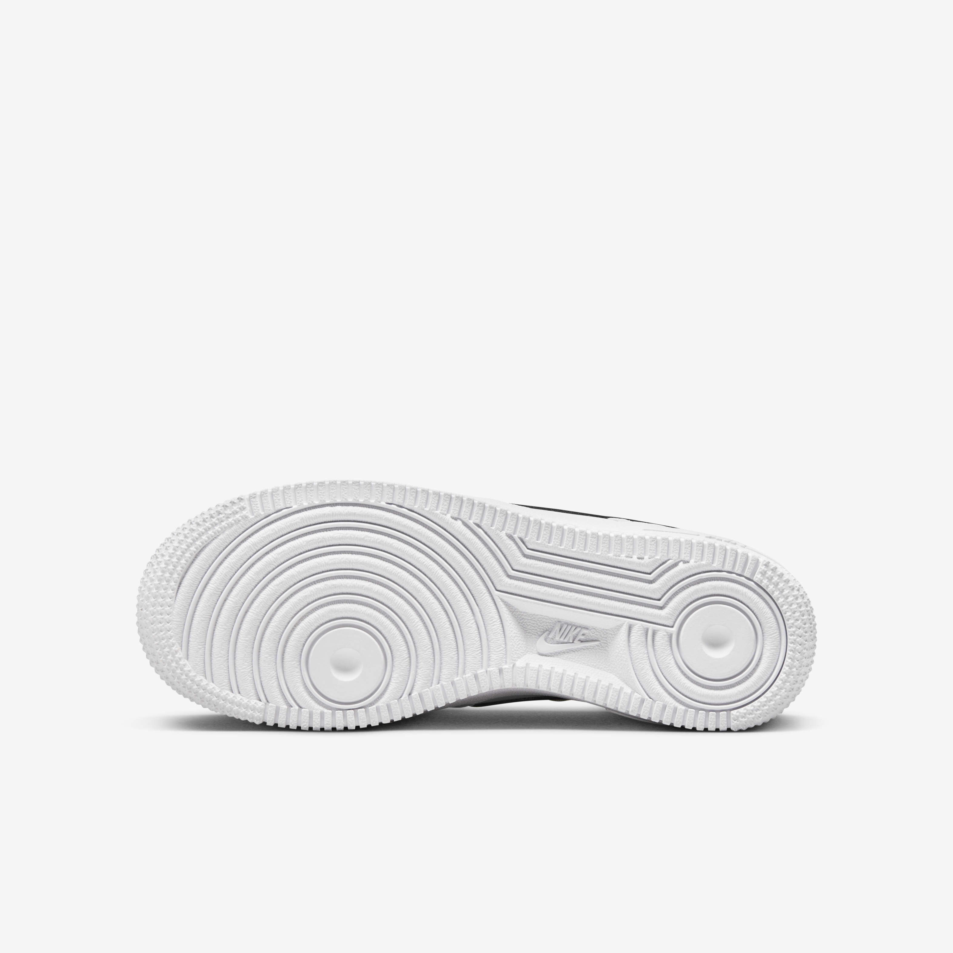 Nike Air Force 1 image number 1