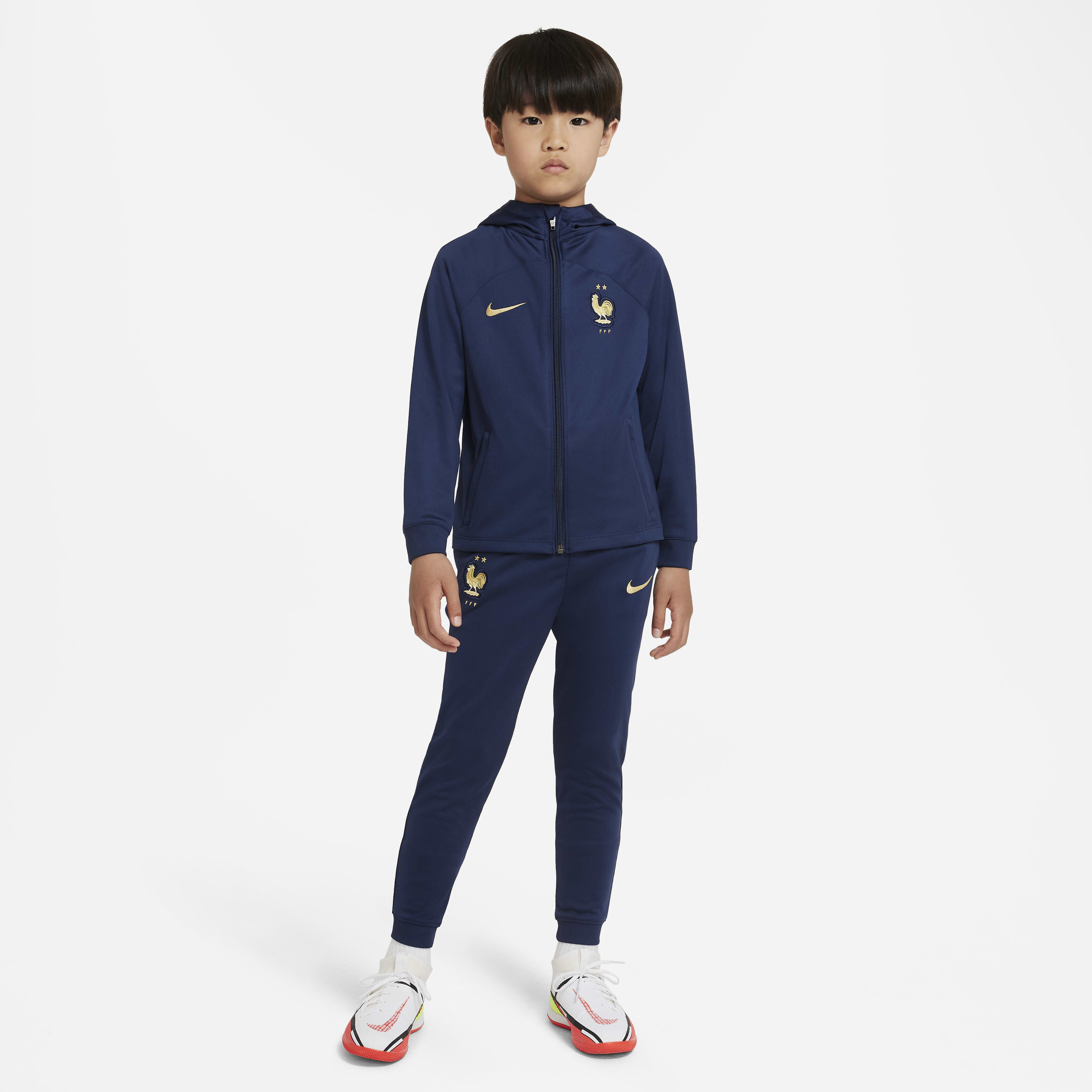 Boys nike football tracksuit clearance