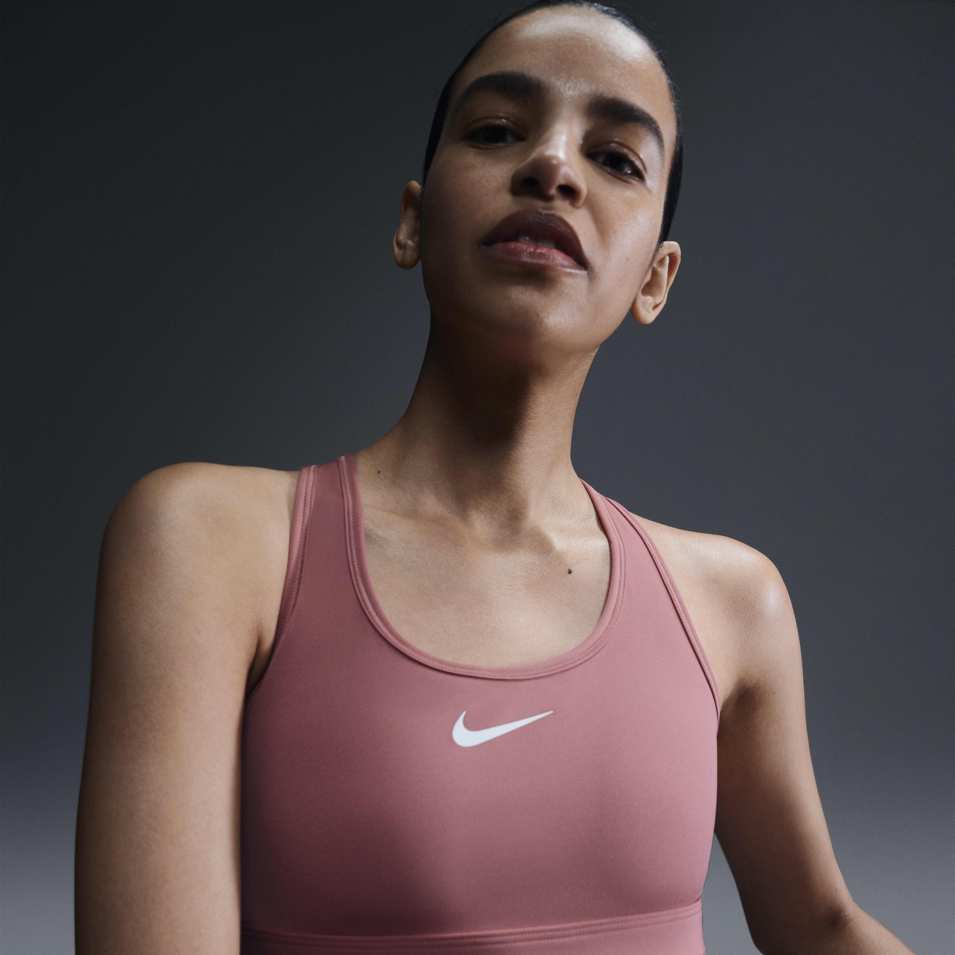 Nike swoosh bra pink 2025