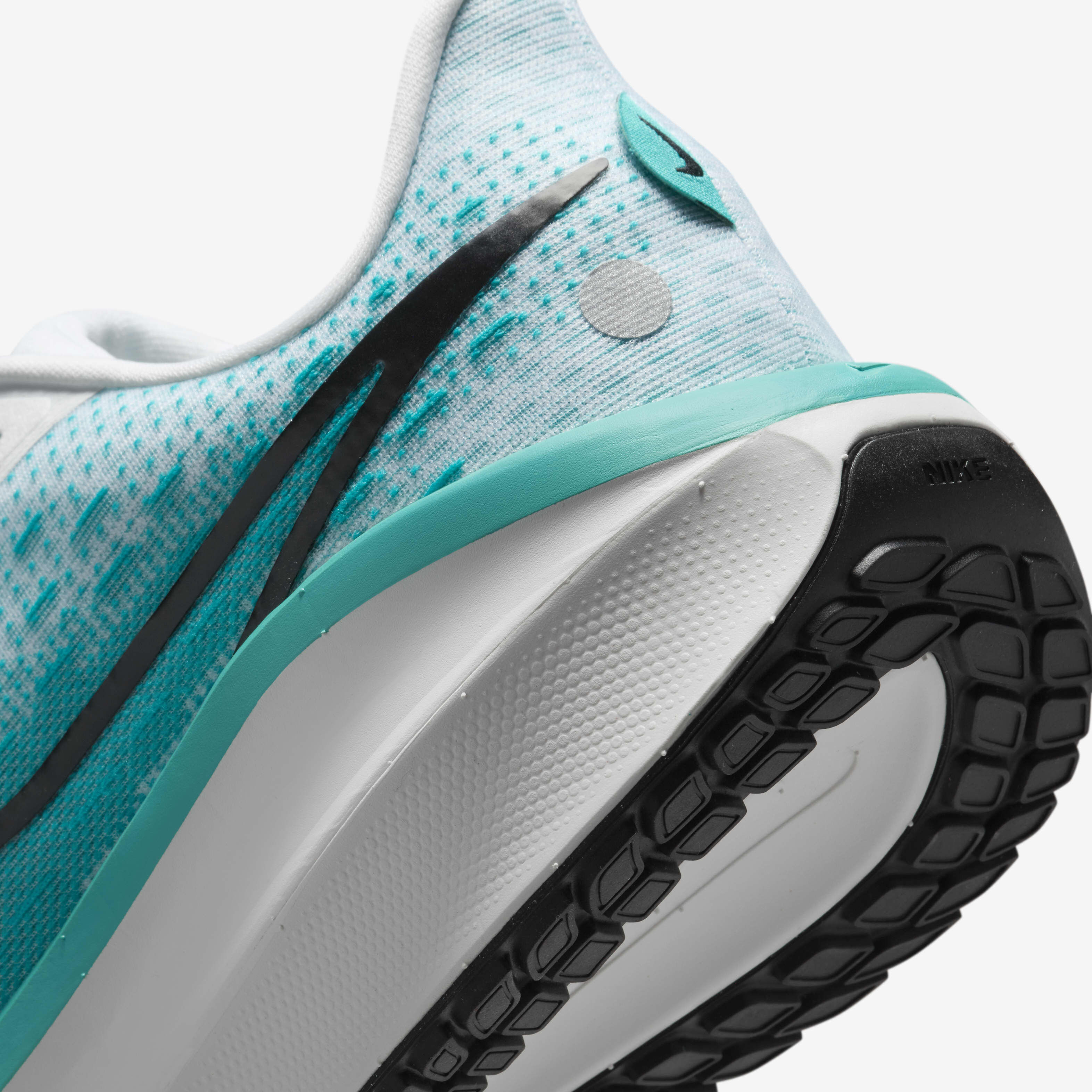 Nike air zoom pegasus 34 extra wide online