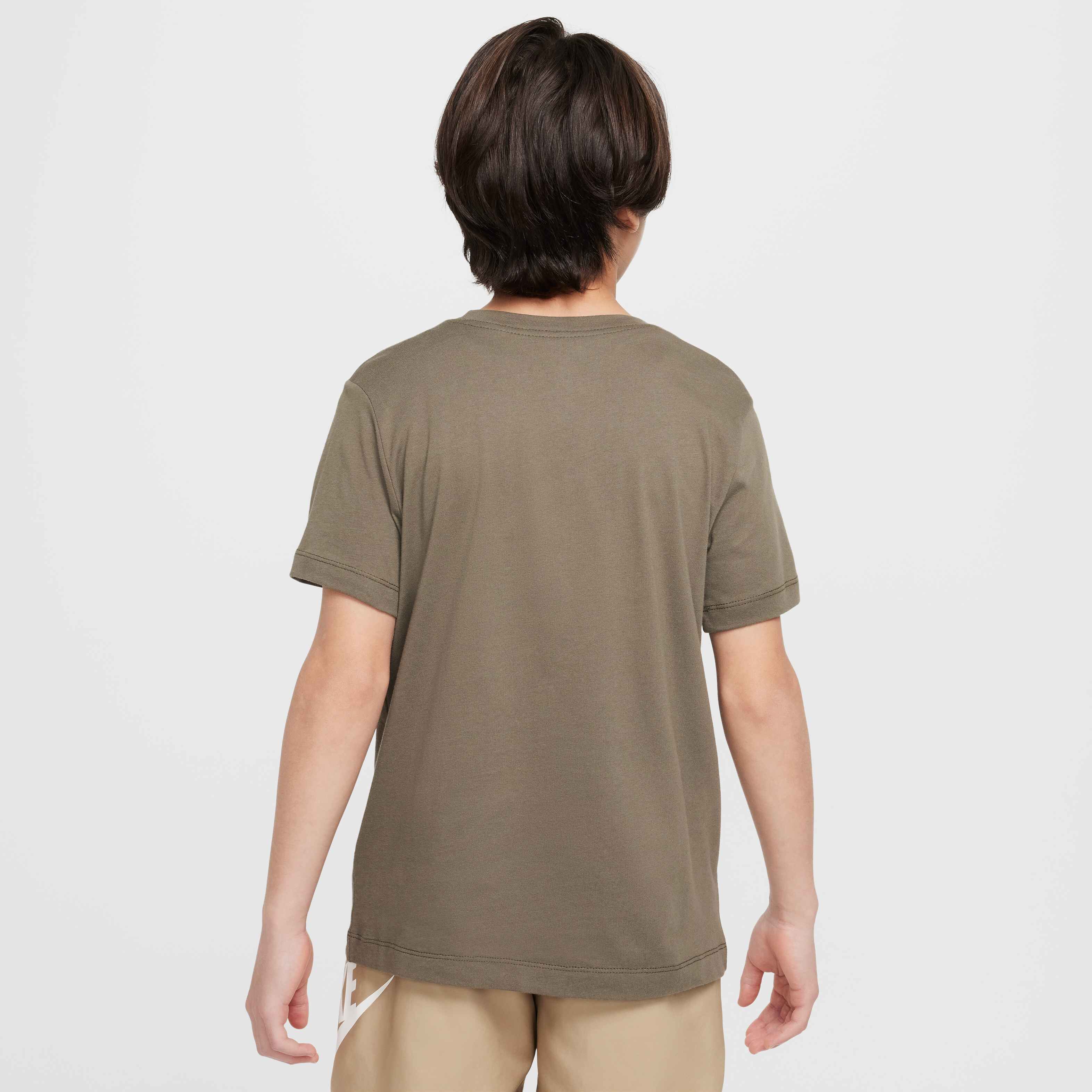 نايكي سبورتسوير image number 1