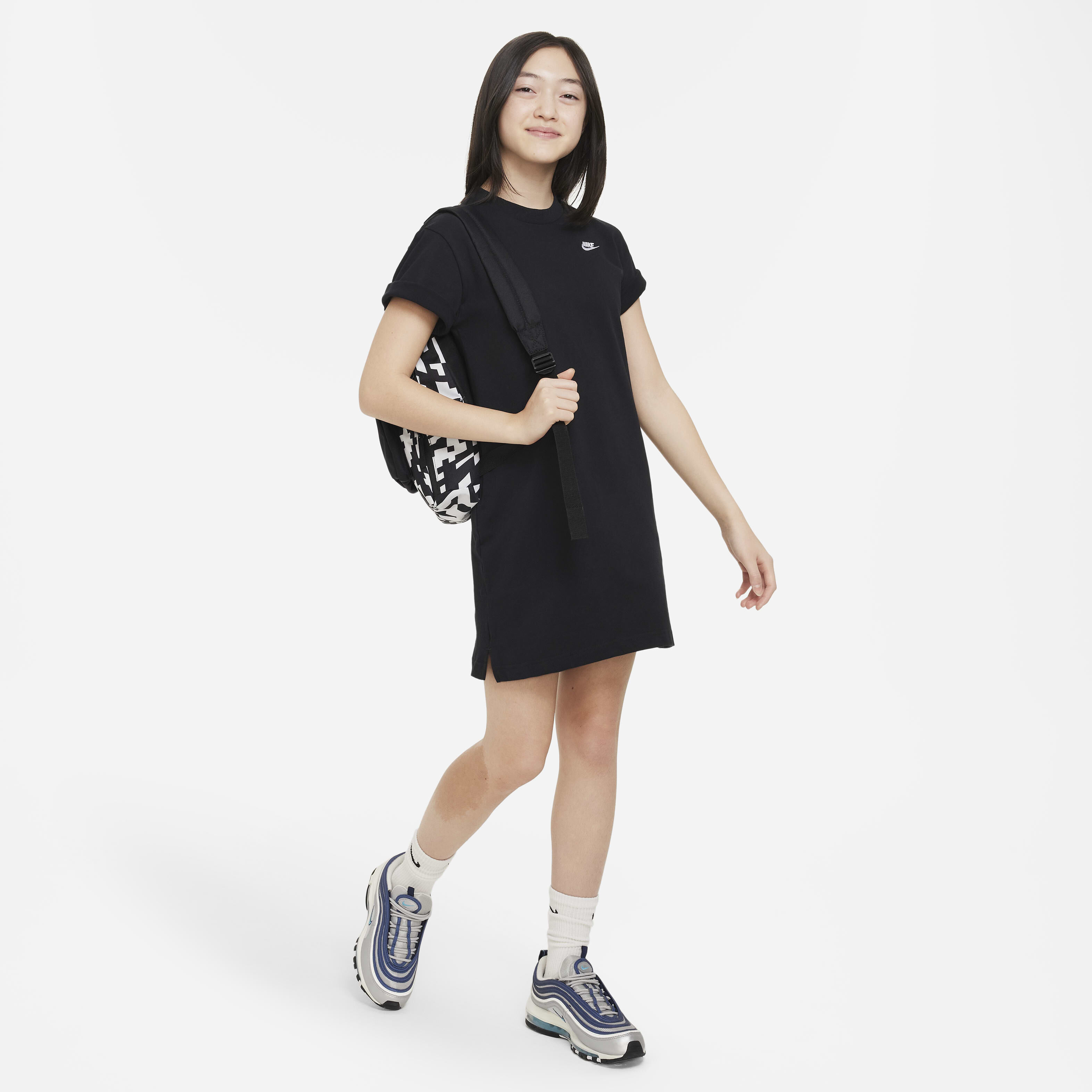 Buy Nike Sportswear Older Kids' (Girls') T-Shirt Dress - Black/White | Nike  Saudi Official