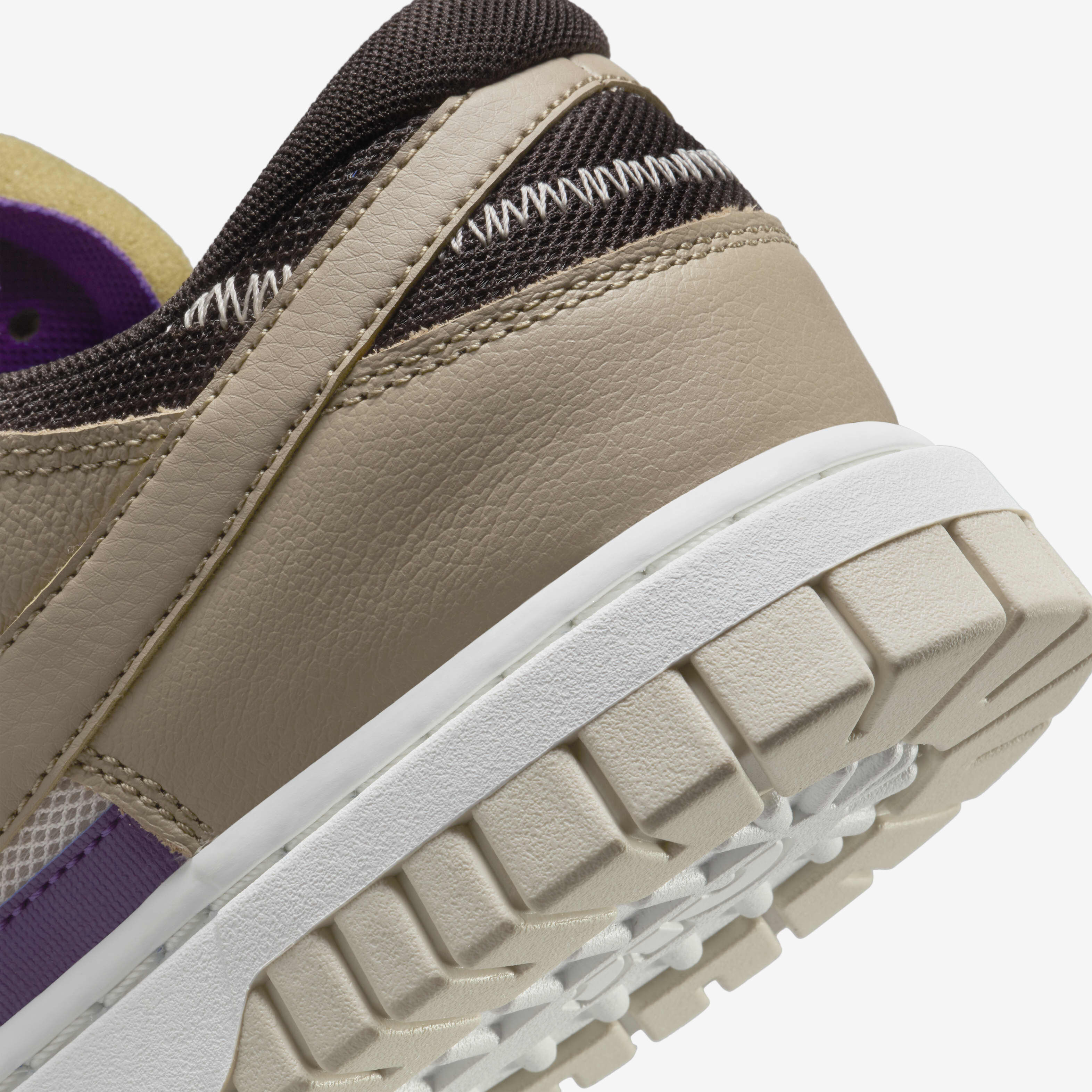 Nike Air Dunk Jumbo image number 7