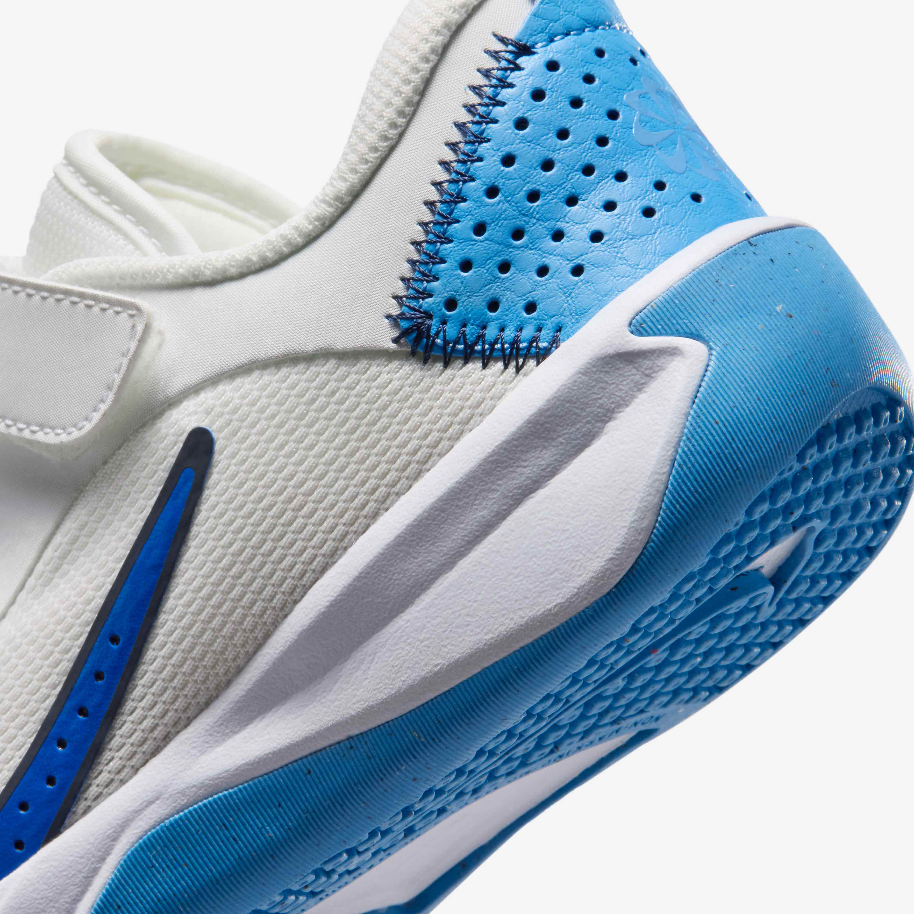 Nike Omni Multi-Court image number 7