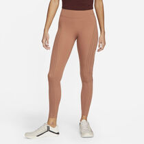 Nike One Luxe Icon Clash