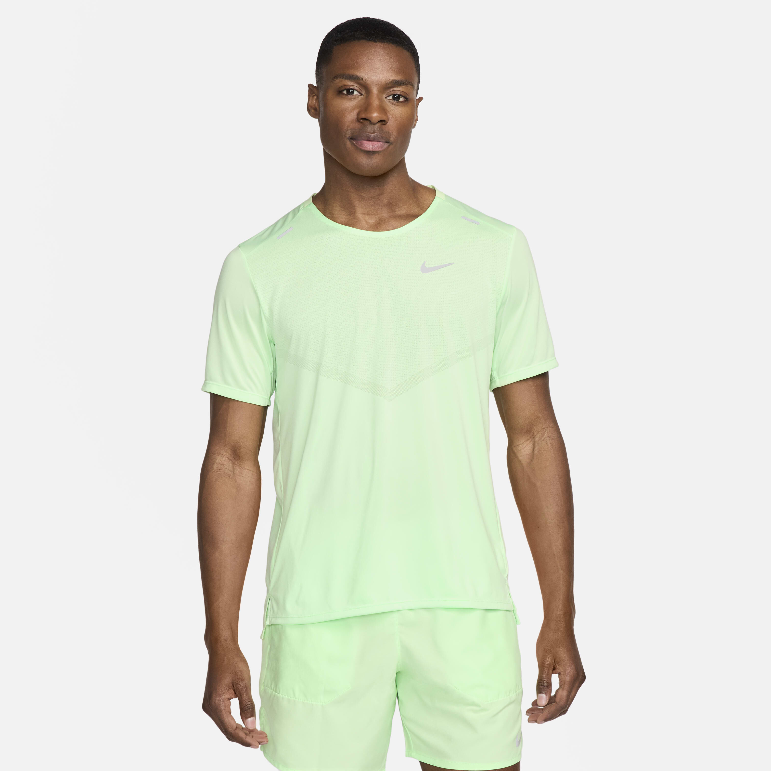 Buy Nike Rise 365 Men s Dri FIT Short Sleeve Running Top Nike Saudi Official