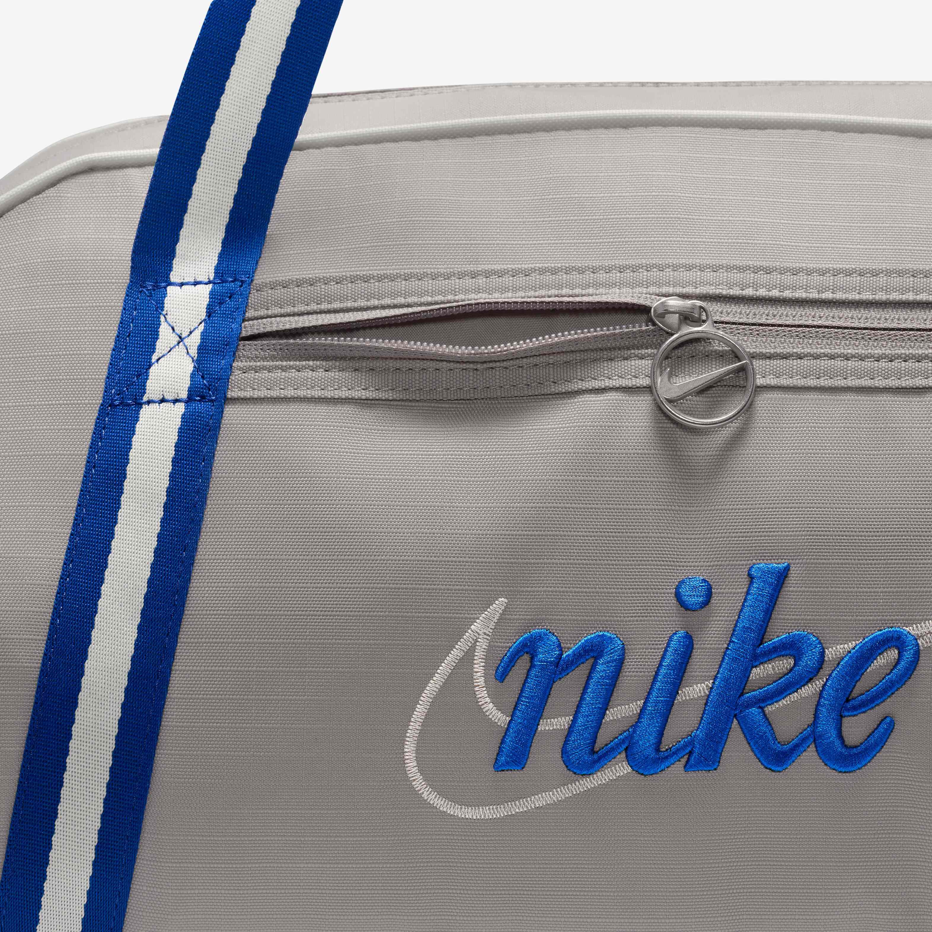 نايكي جيم كلوب image number 5