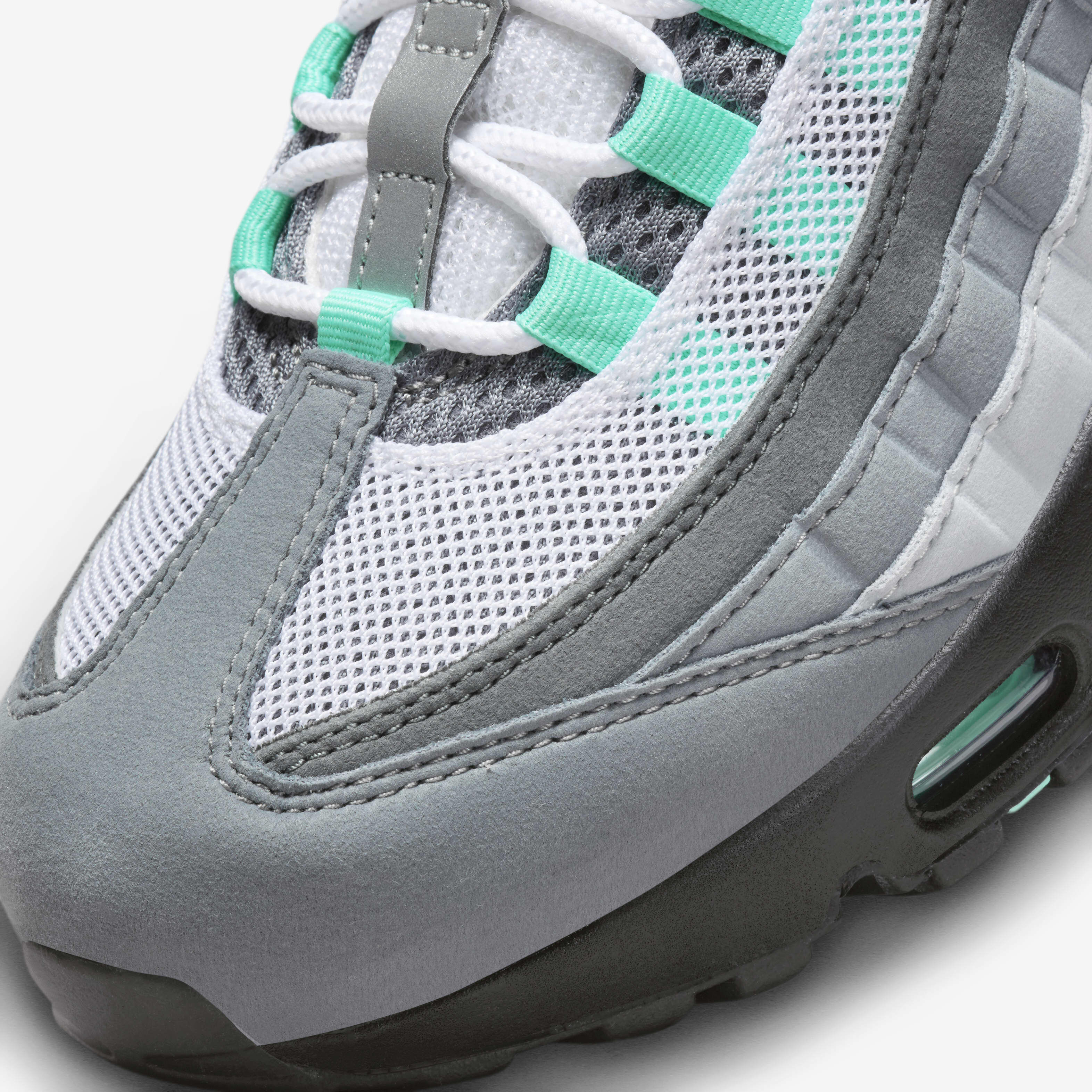 Buy Nike Air Max 95 Men s Shoes Nike Saudi Official