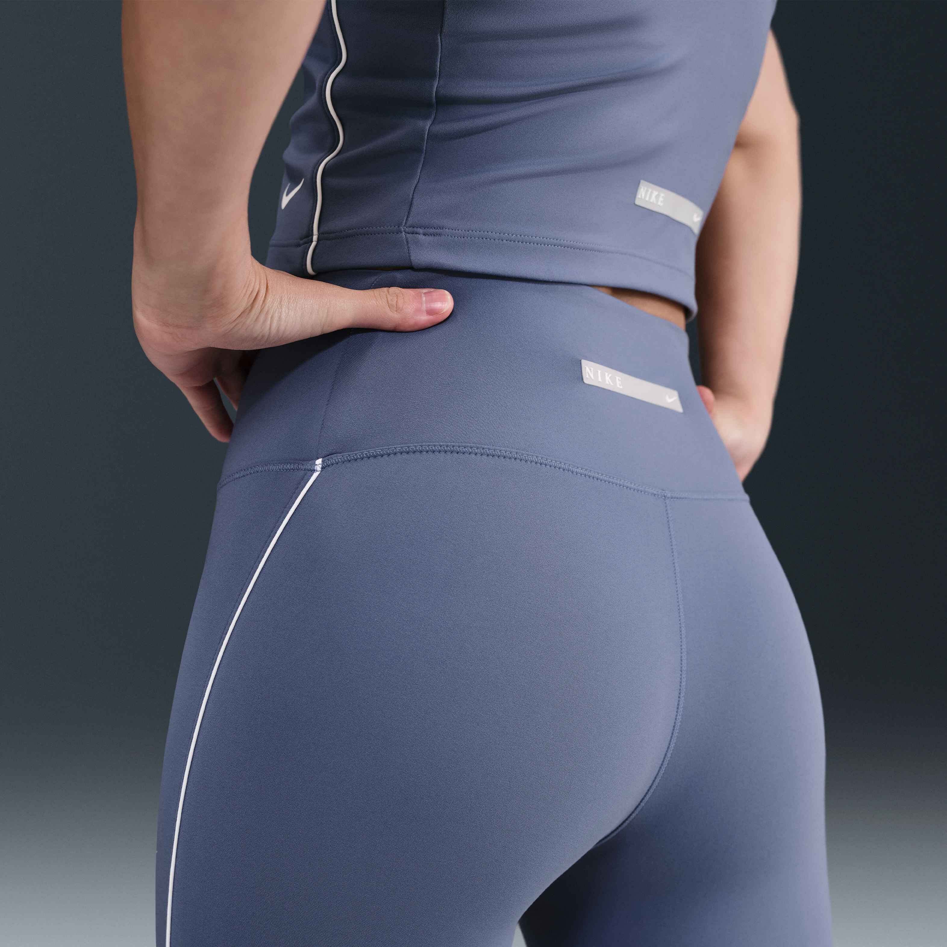 Nike One image number 2