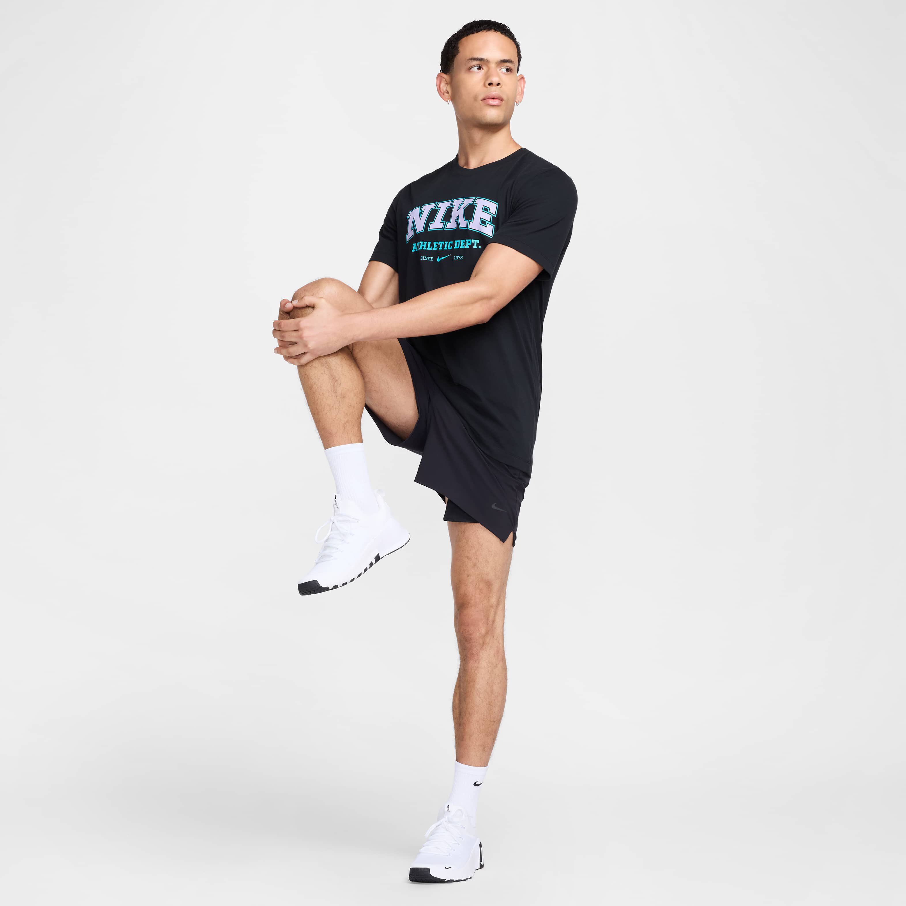 Nike image number 3