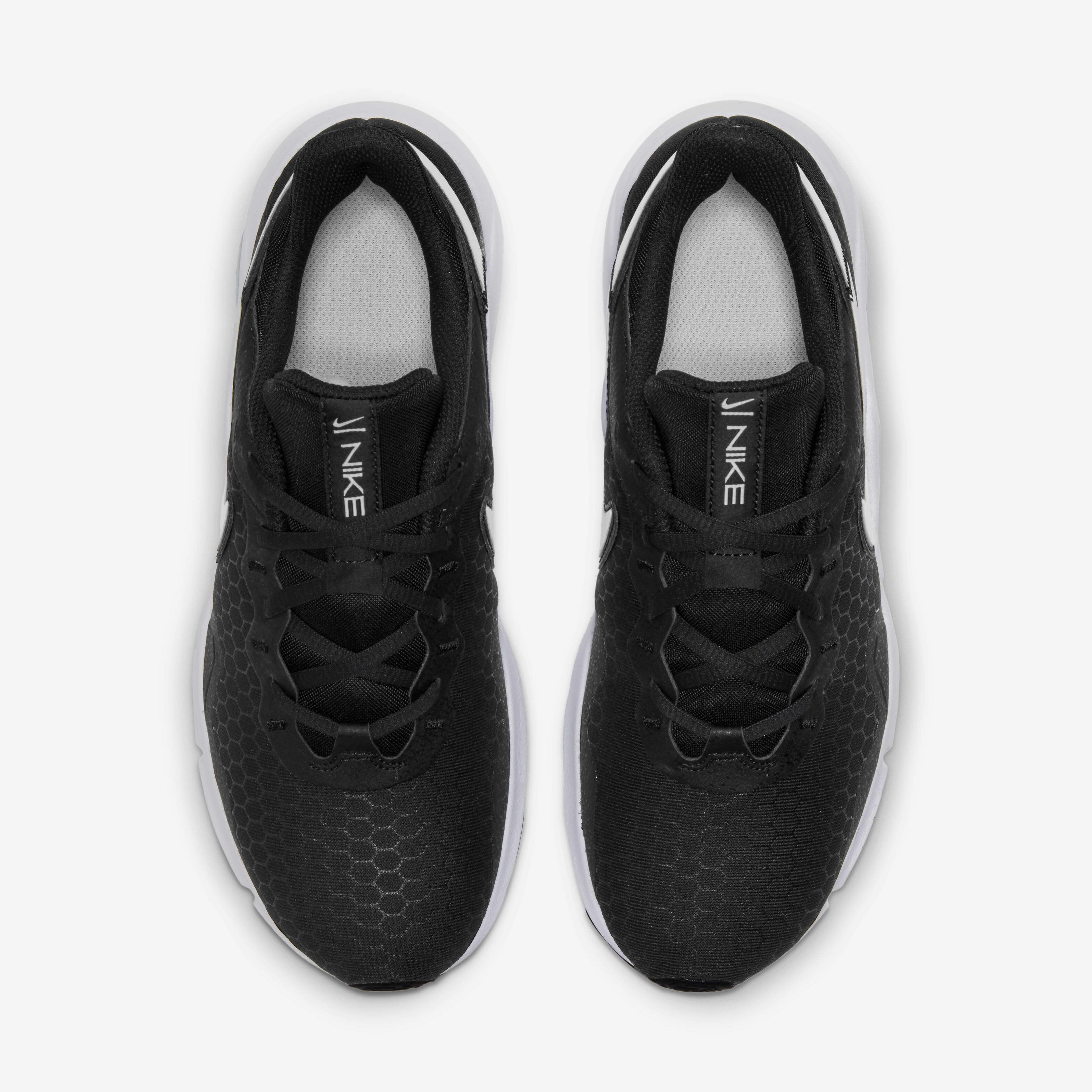 نايكي ليجند ايسنشال 2 image number 3