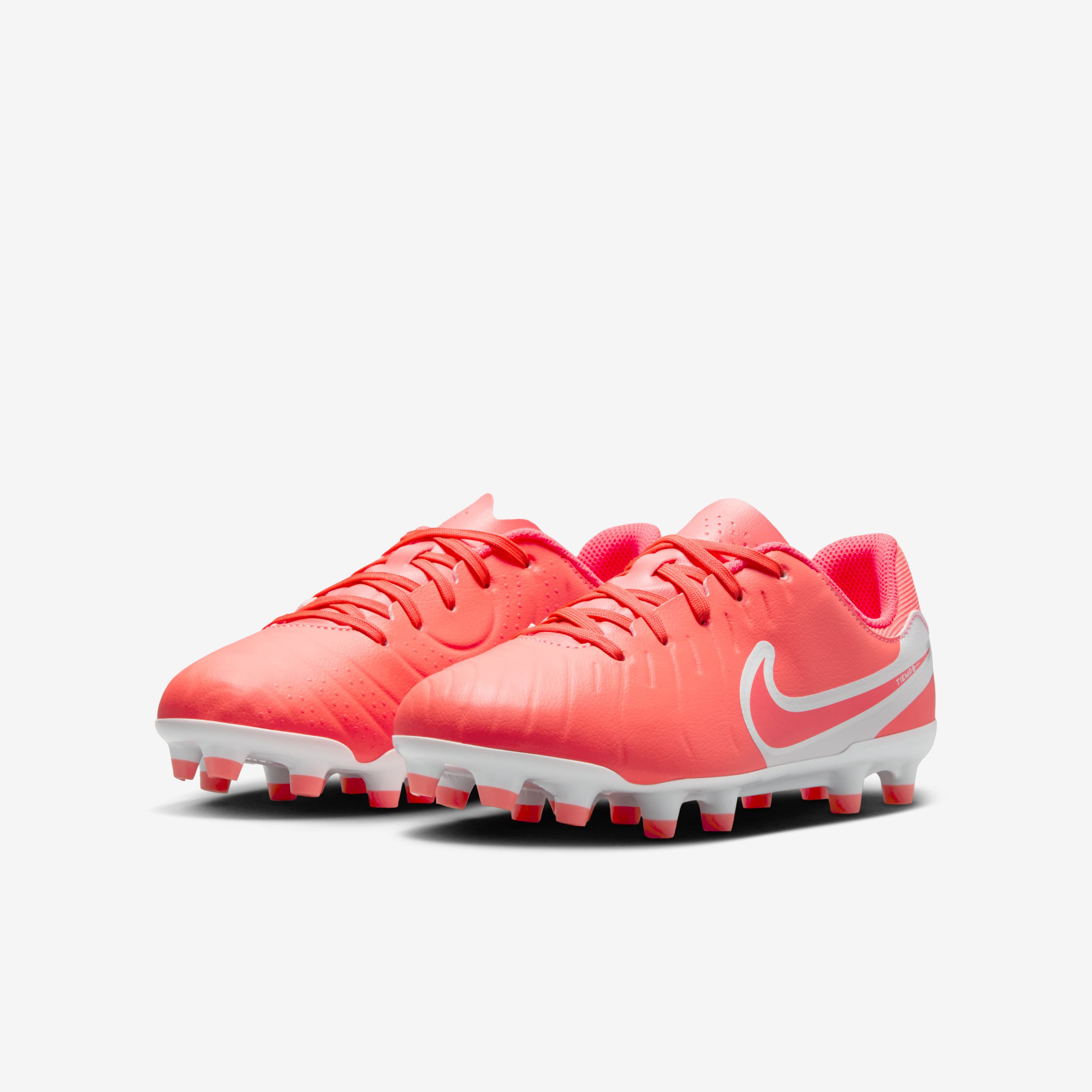 Nike Jr. Tiempo Legend 10 Academy image number 4