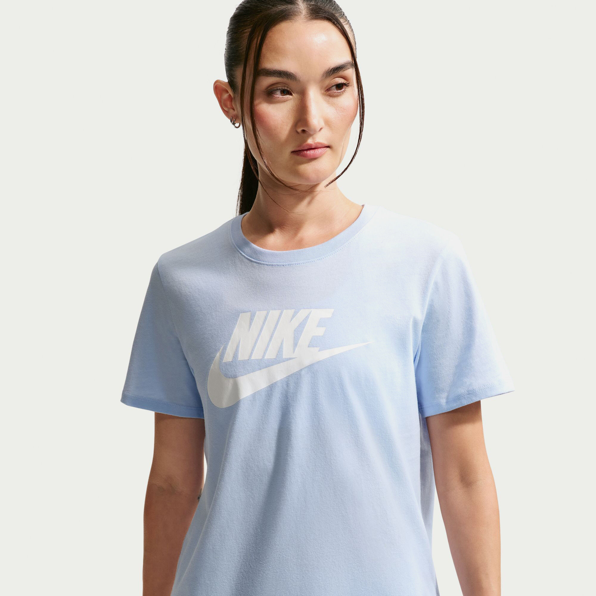 Nike Sportswear Essentials image number 2
