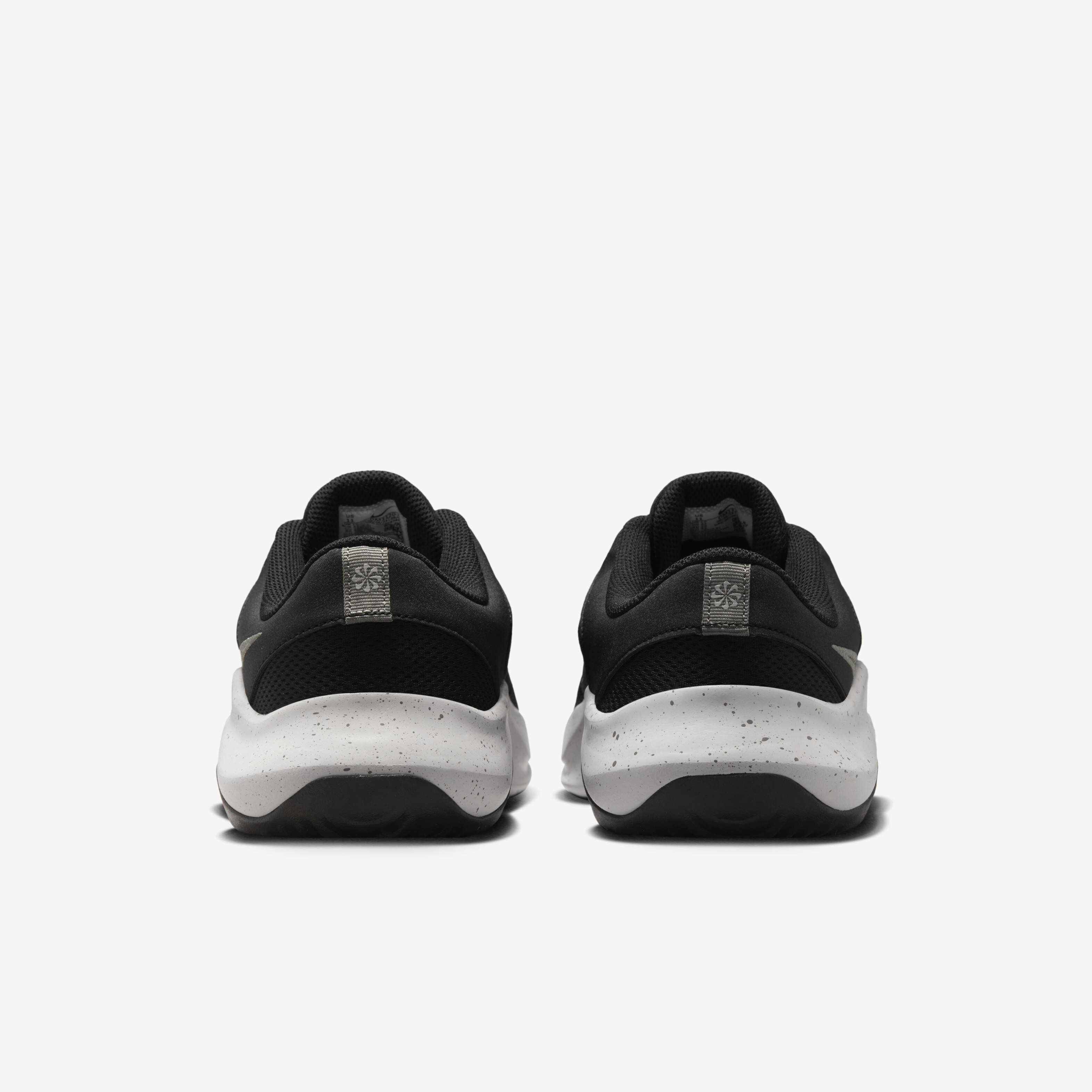 Nike legend react 44 5 online