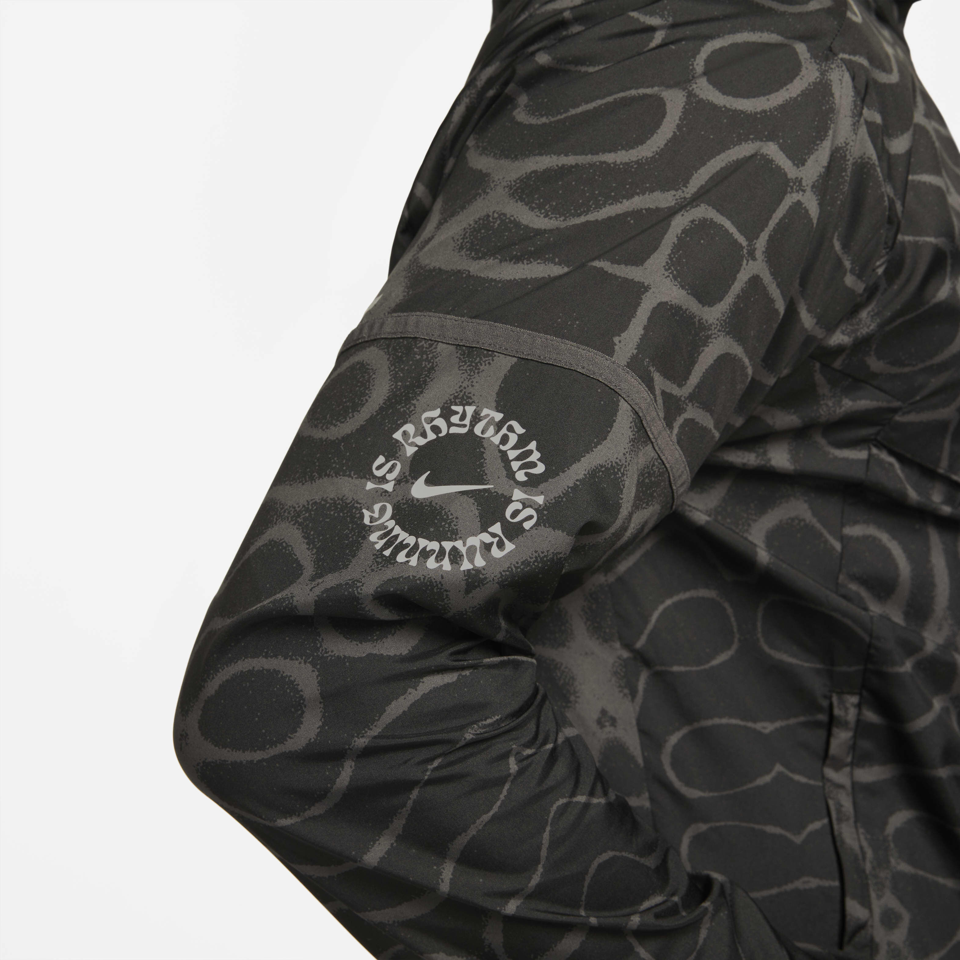 Buy Nike Wild Run Windrunner Men s Running Jacket Nike Saudi Official