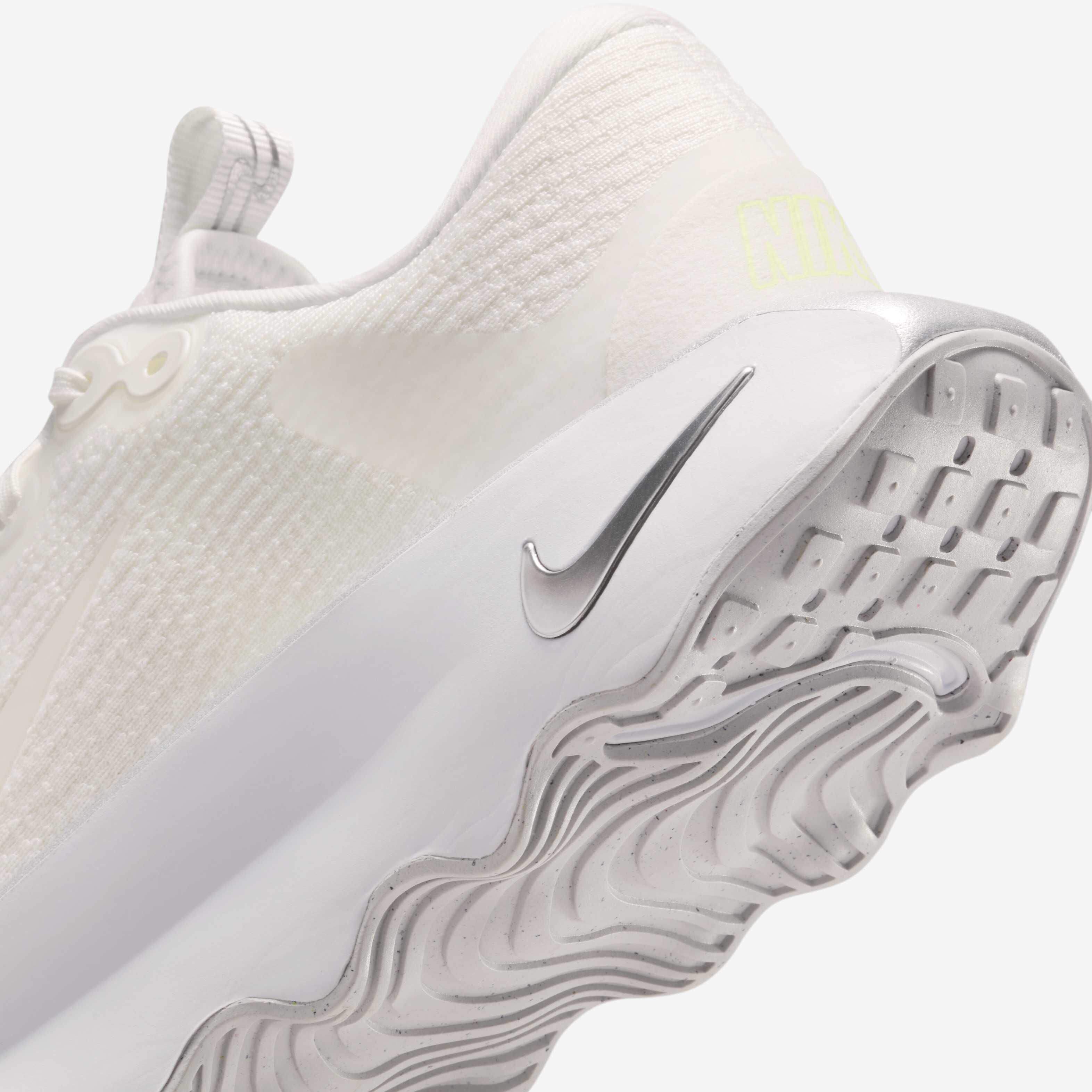 نايكي موتيفا image number 7