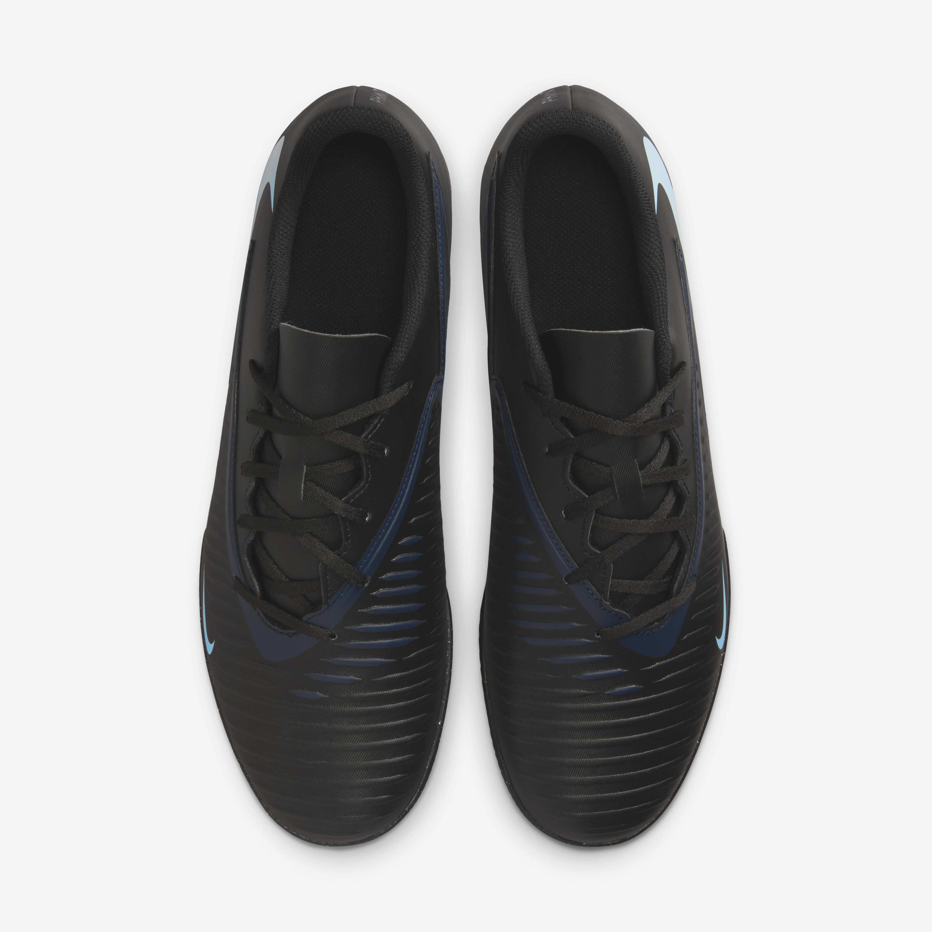 Nike Phantom 6 Low Club image number 3