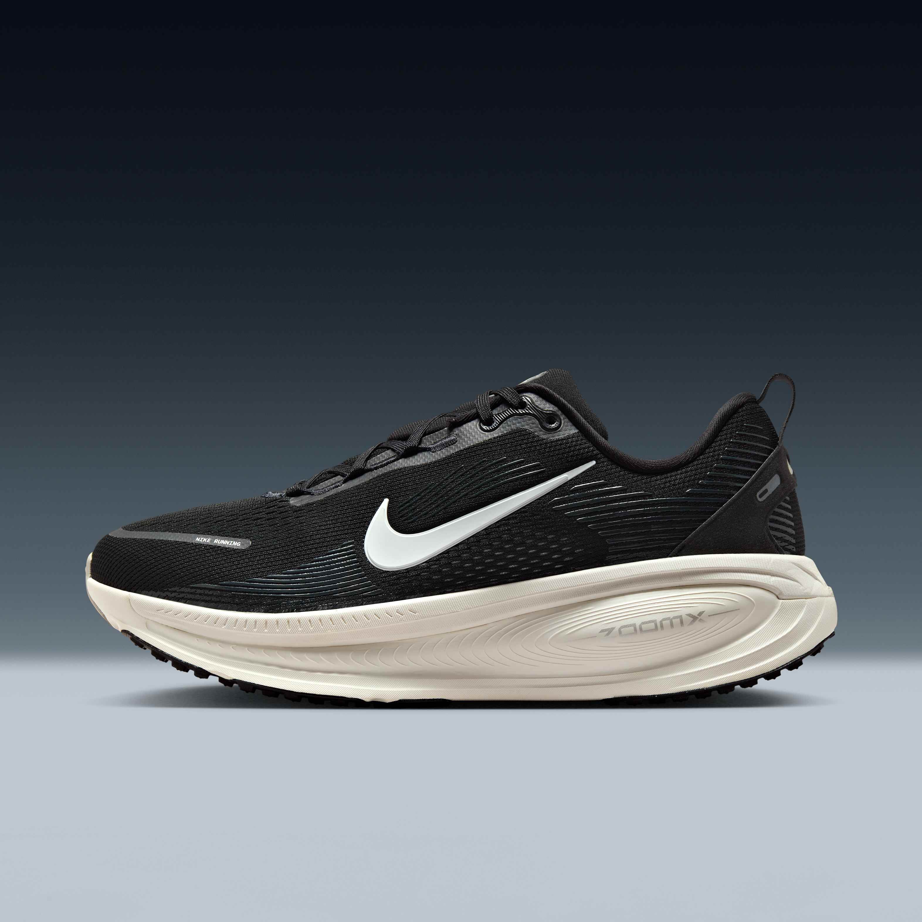 Nike Vomero 18 image number 0