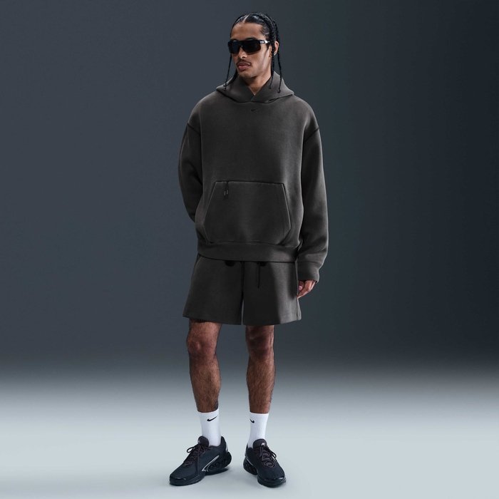 Nike Tech image number 3 Nike Tech image number 3