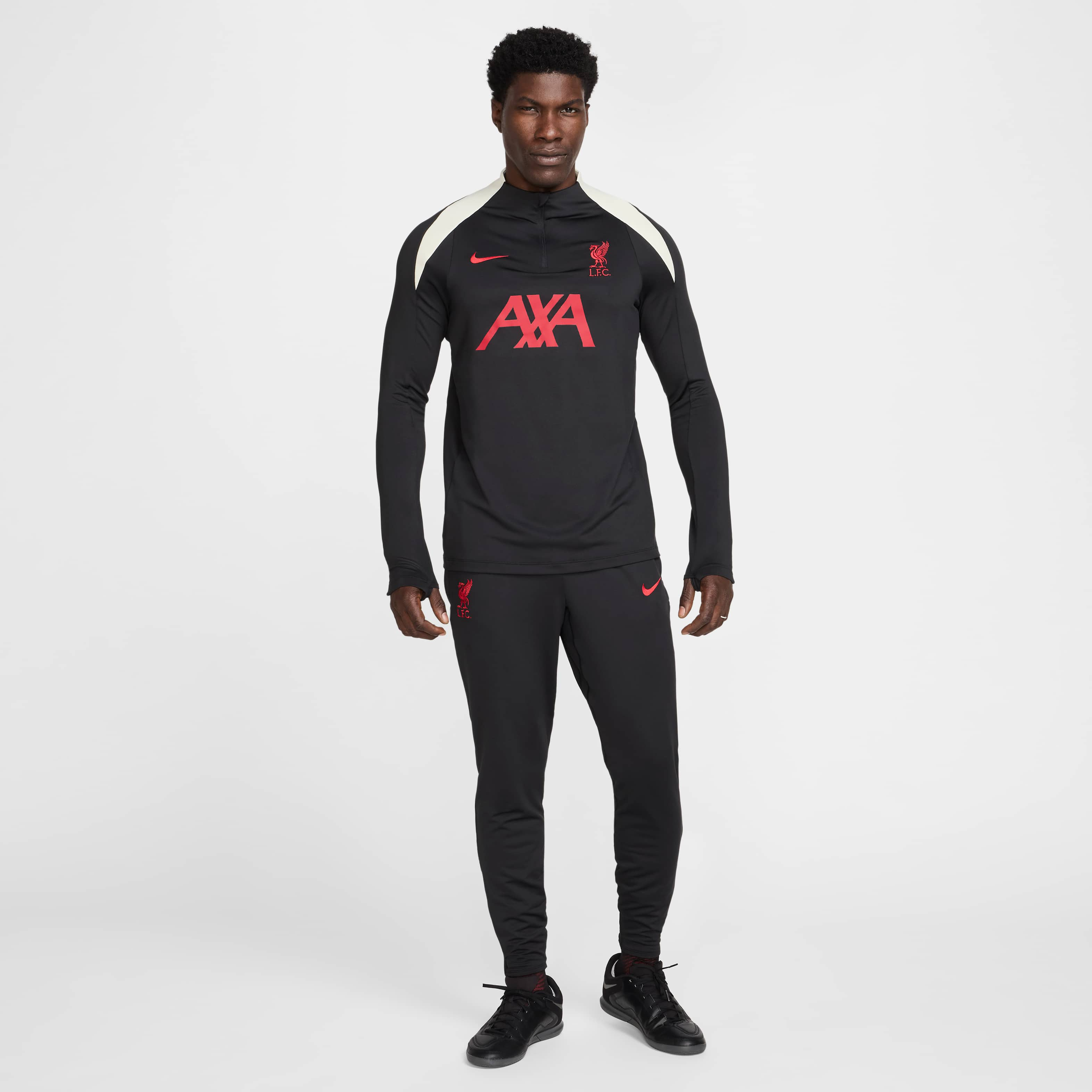 Liverpool F.C. Strike Special Edition image number 6