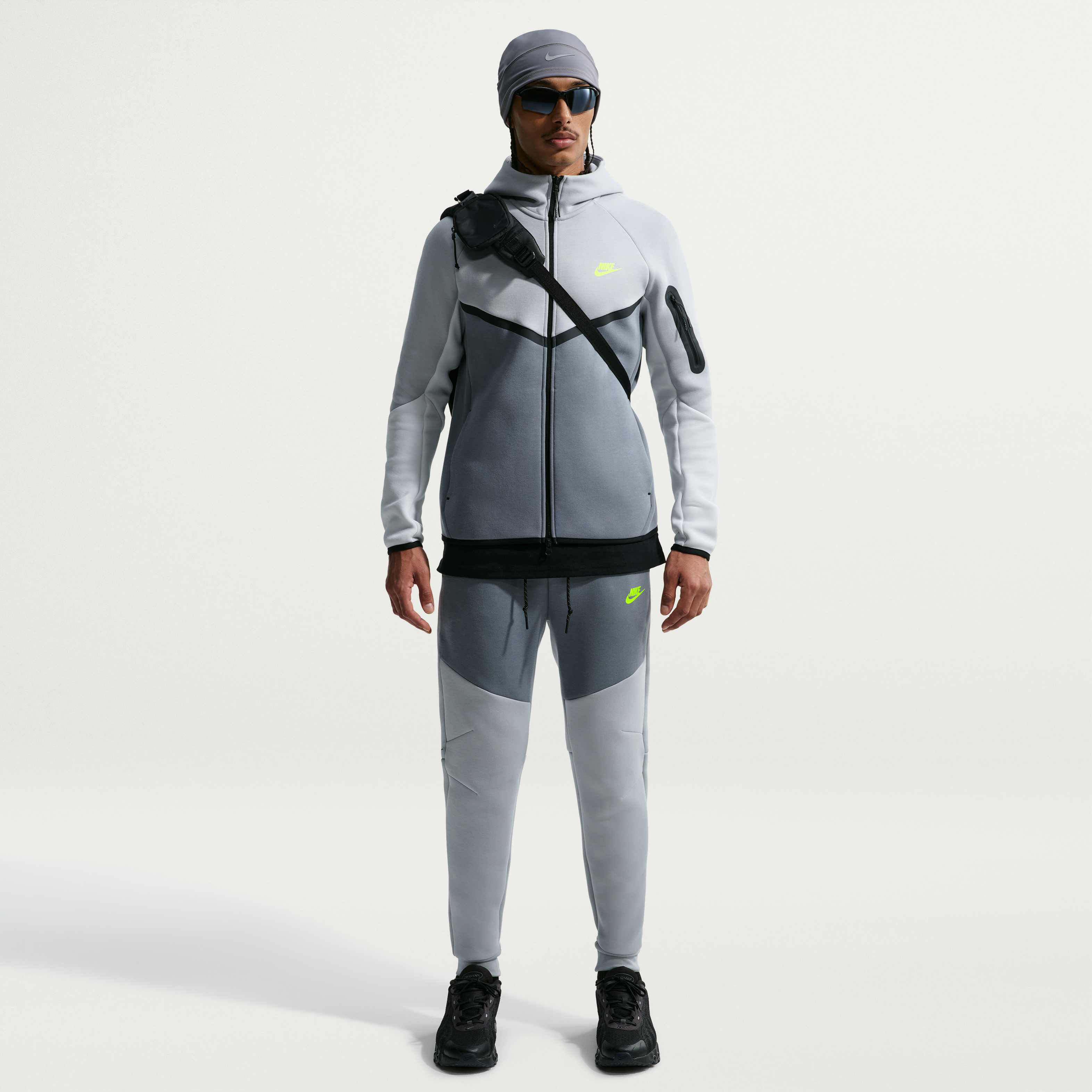 Nike Tech image number 0
