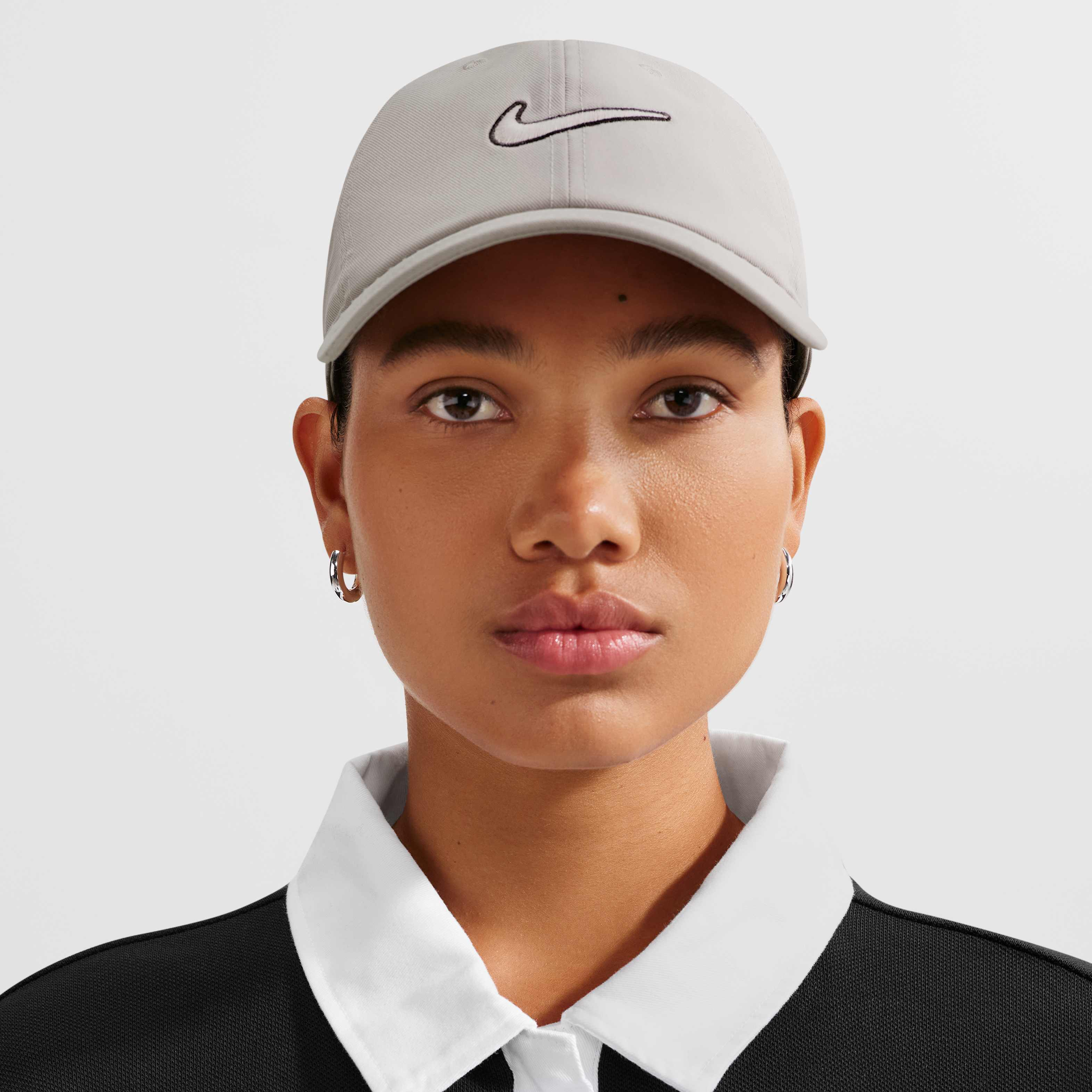 Nike Club image number 2