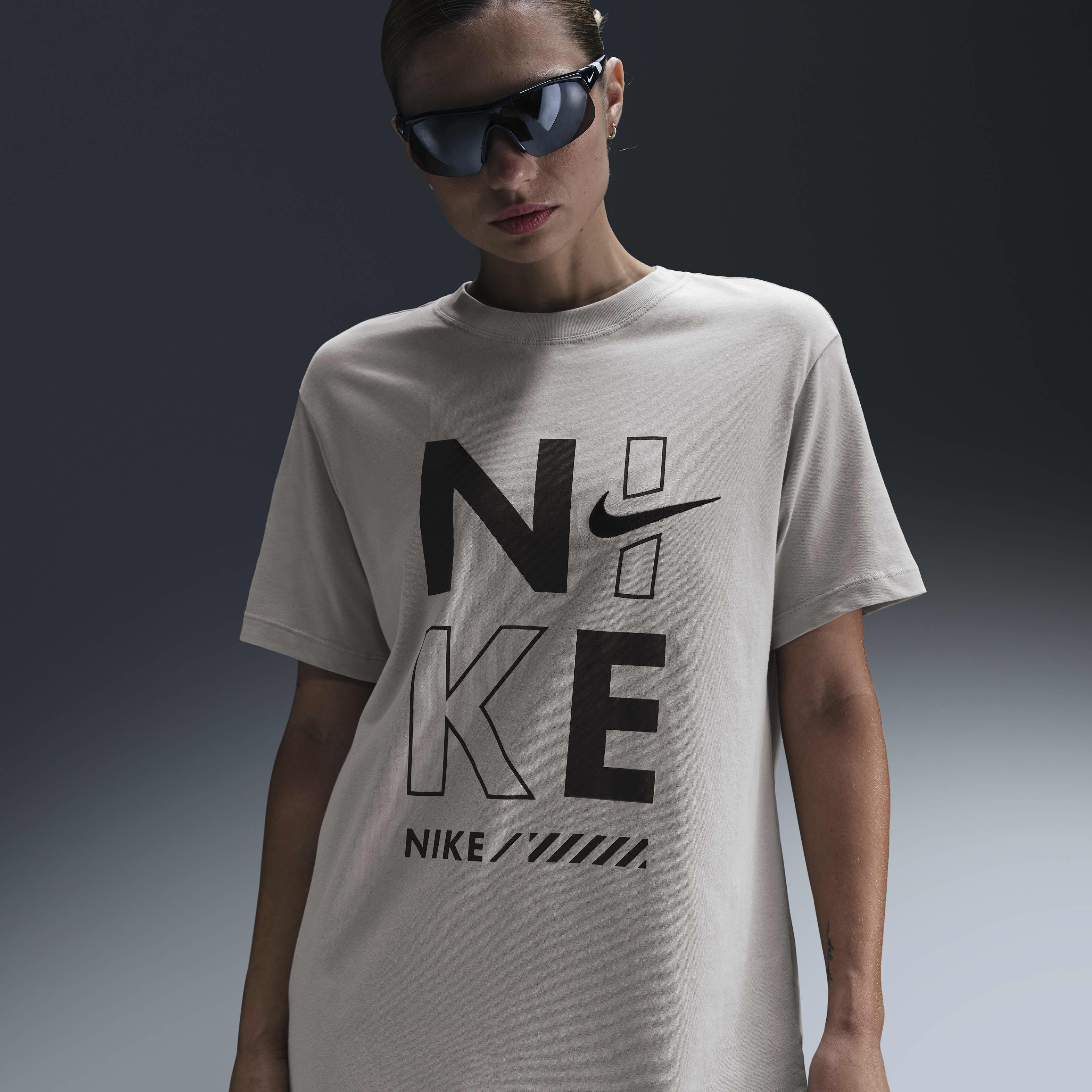 Nike Sportswear image number 0