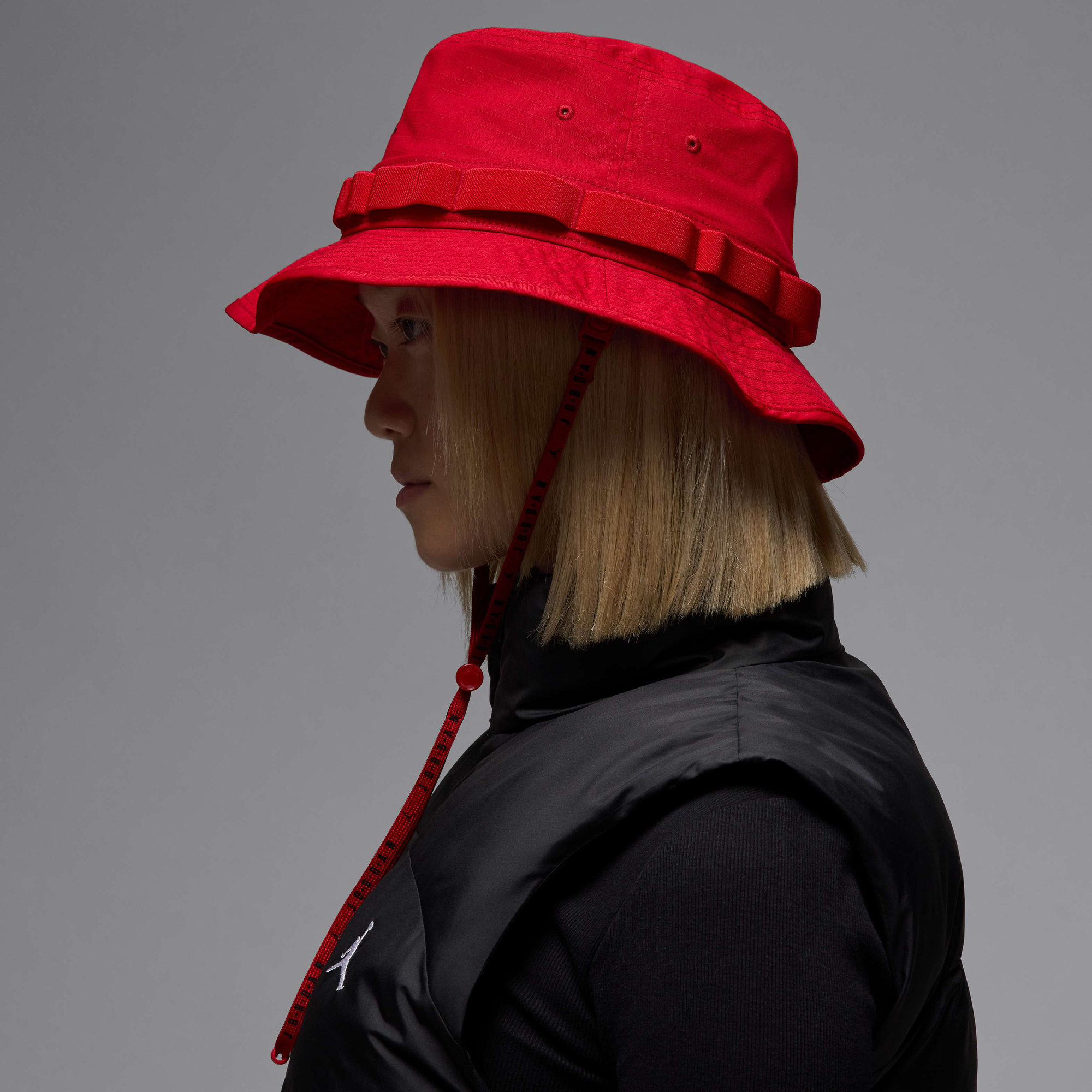 Buy Jordan Apex Bucket Hat - Gym Red/Black | Nike Saudi Official