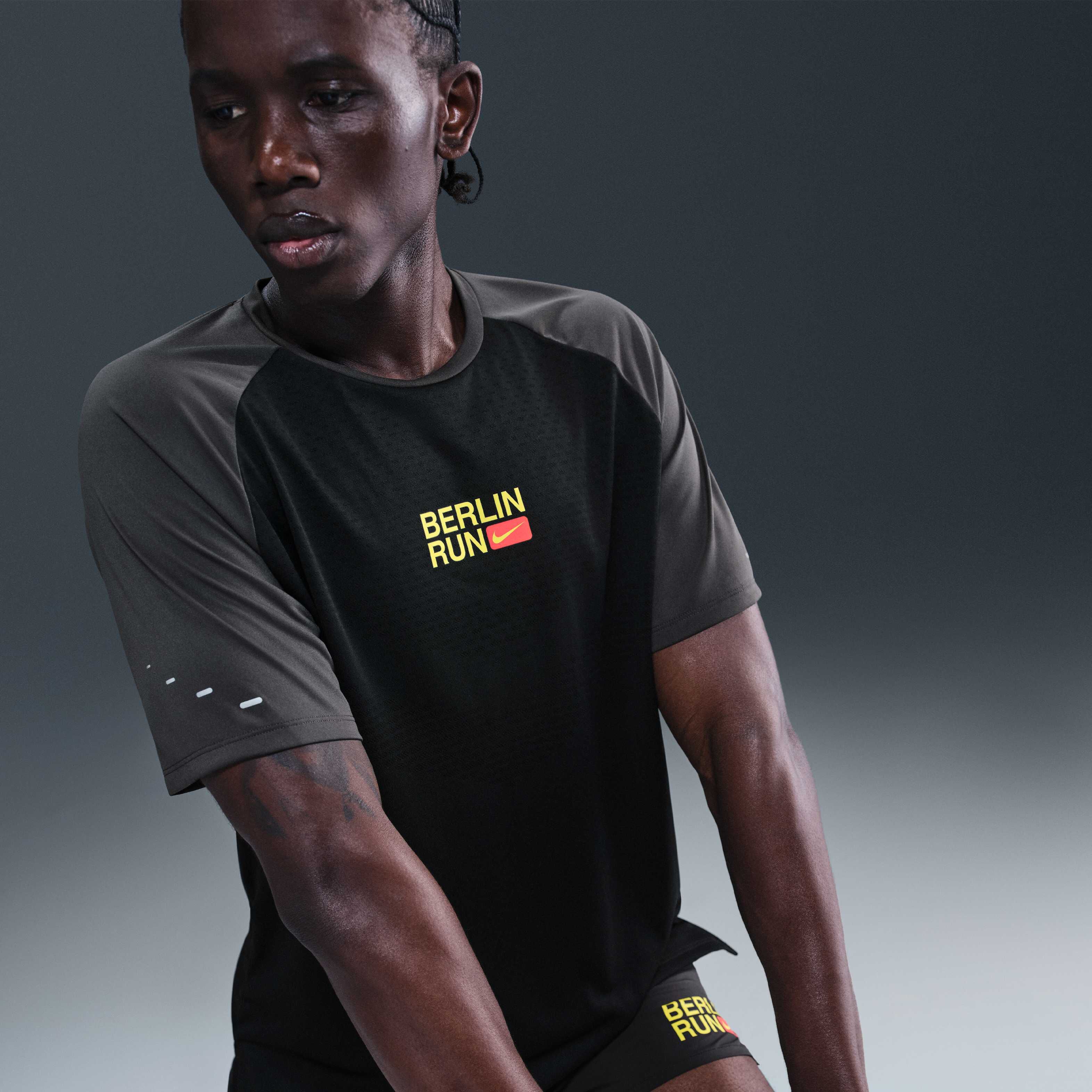 نايكي سترايد image number 2