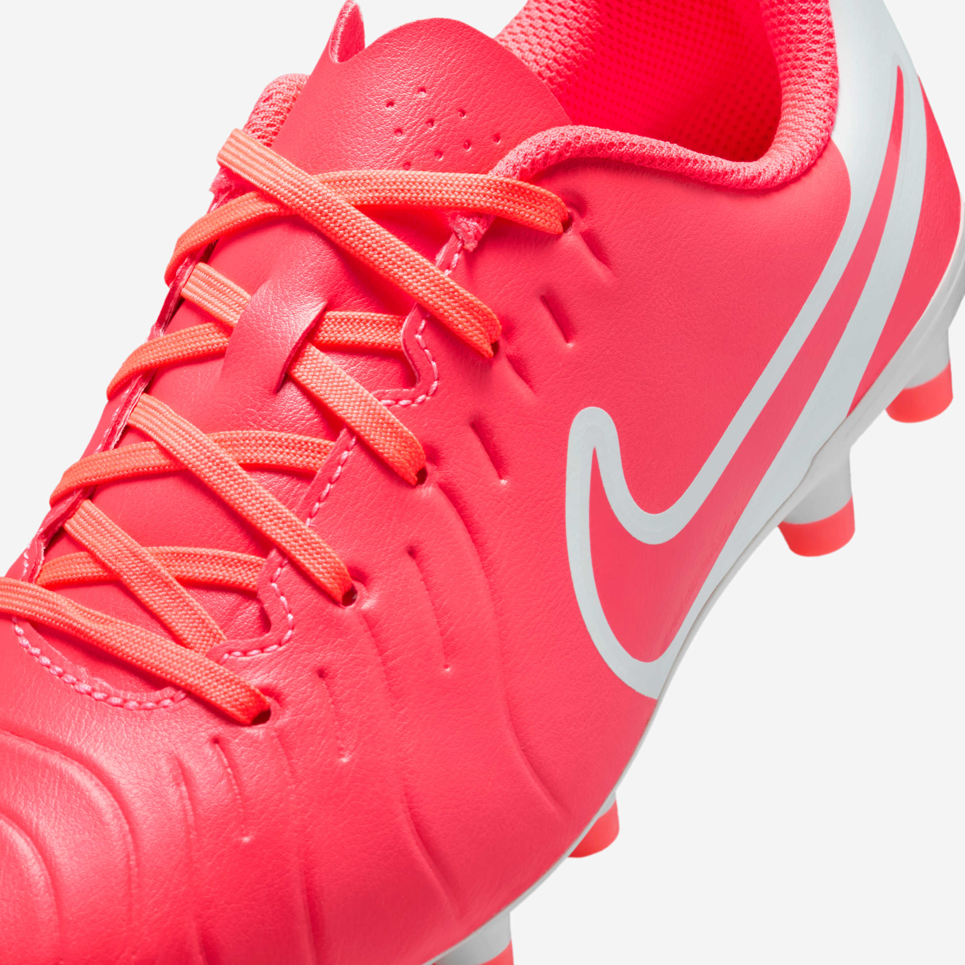 Nike Jr. Tiempo Legend 10 Club image number 7