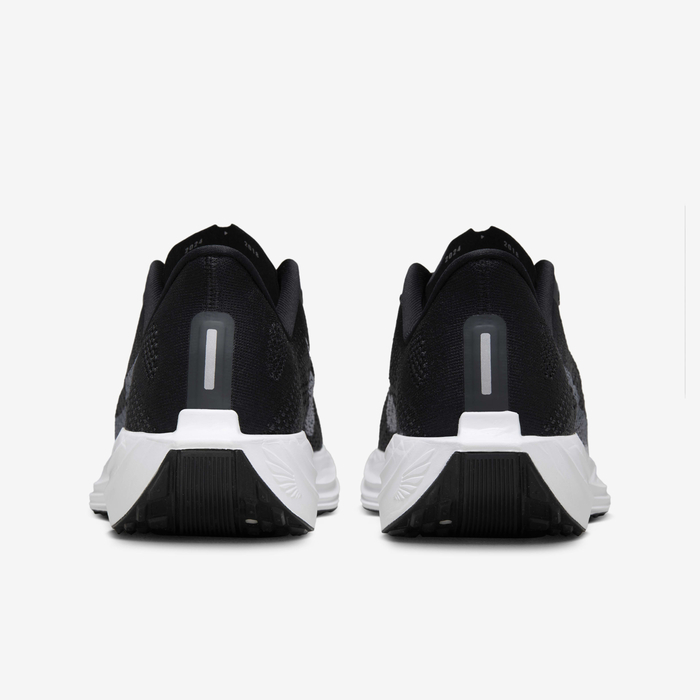 Nike Pegasus Plus image number 5 Nike Pegasus Plus image number 5