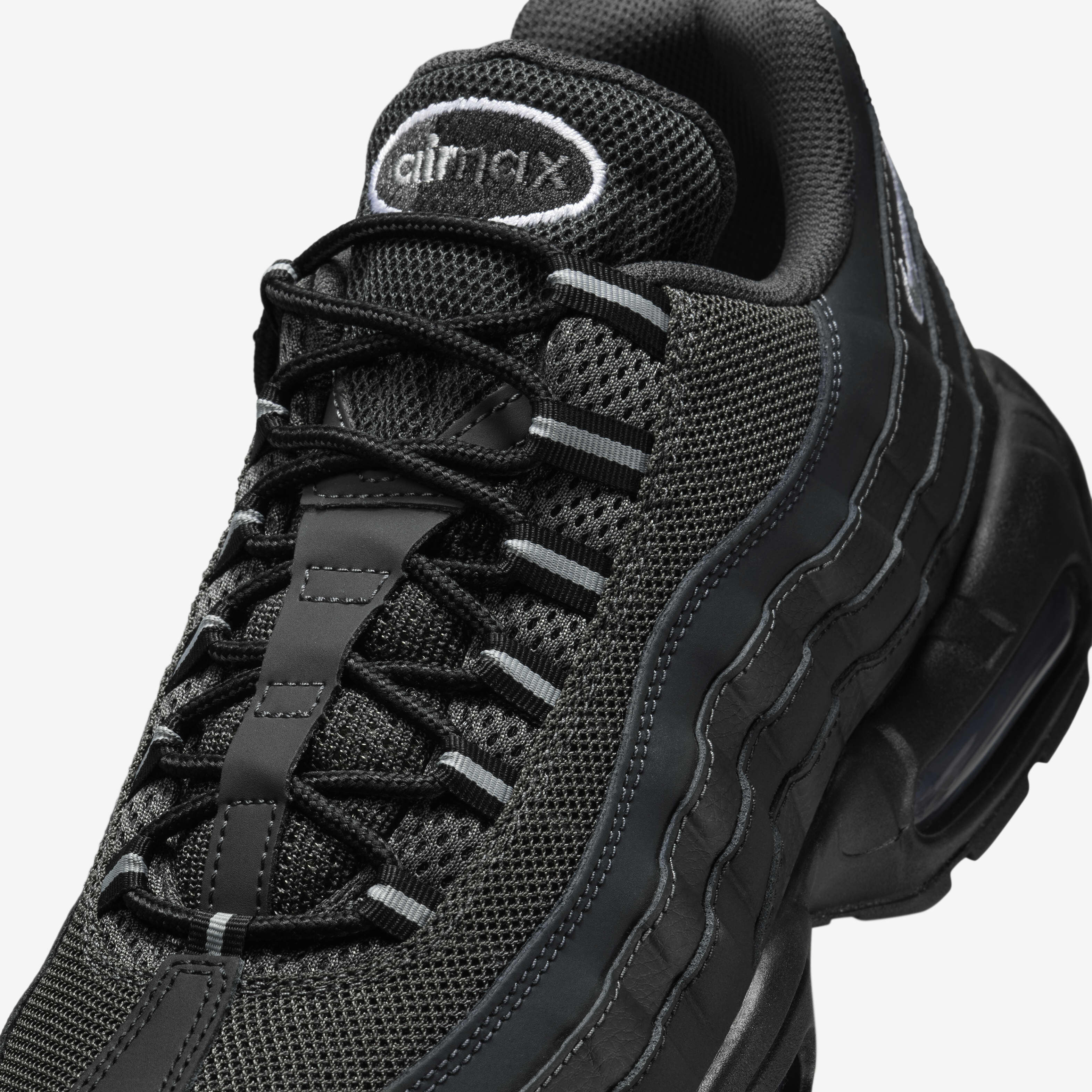 Buy Nike Air Max 95 Men's Shoes - Black/Anthracite/White/Stadium Grey | Nike  Saudi Official