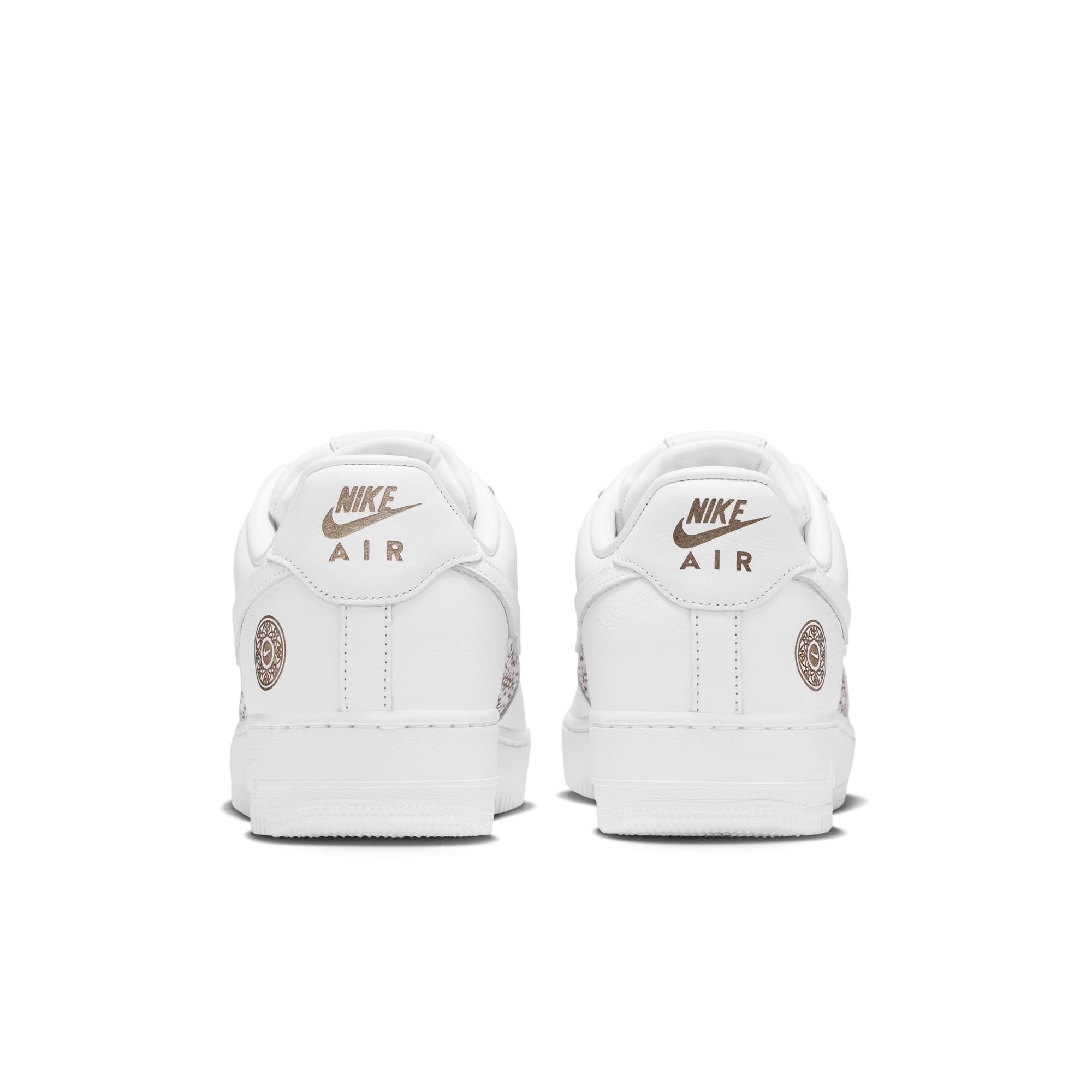 Nike Air Force 1 '07 LV8 image number 1