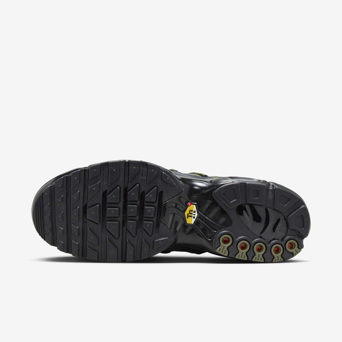 Nike Air Max Plus Utility image number 1 Nike Air Max Plus Utility image number 1